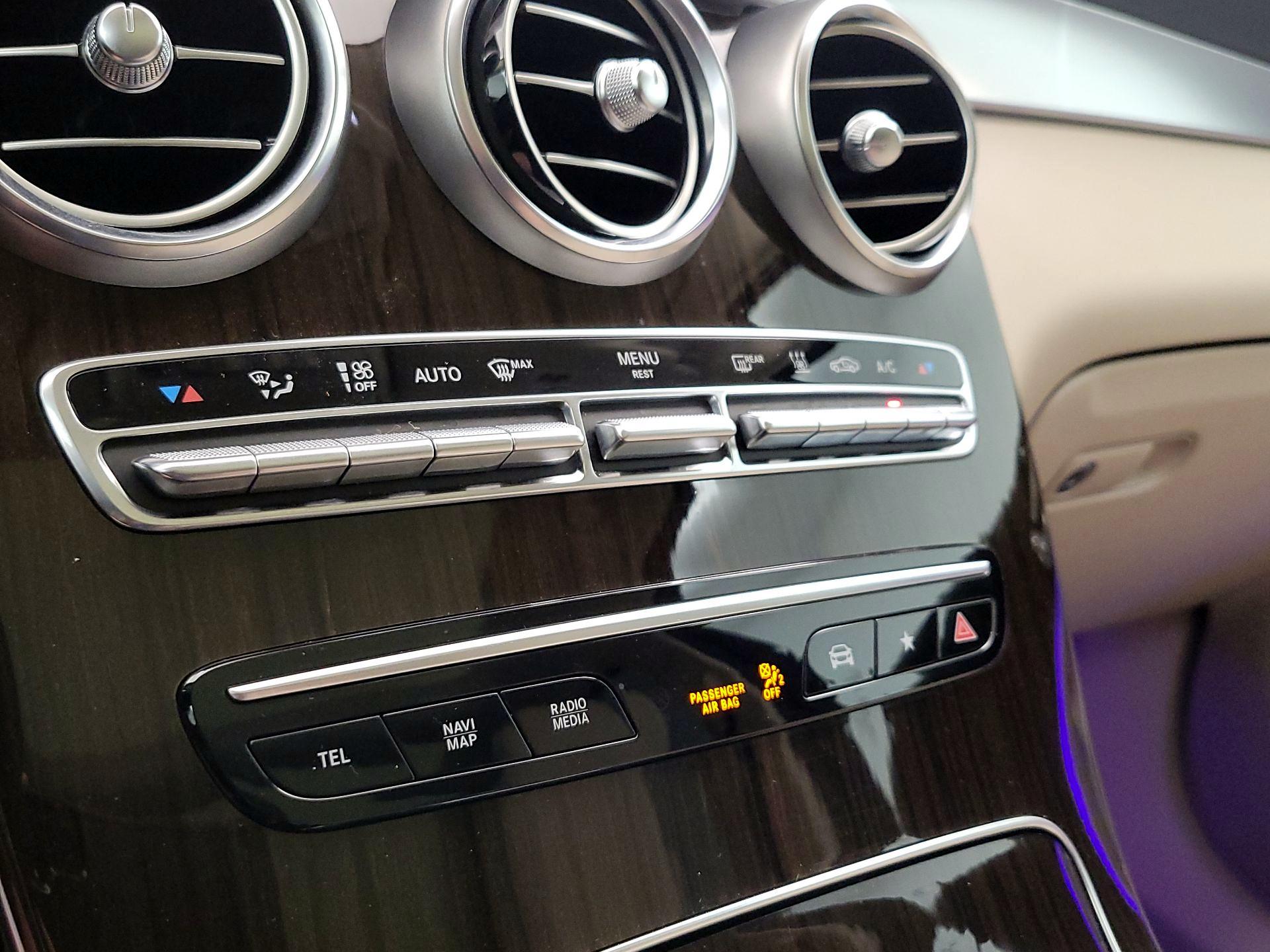 Thumbnail: 2020 Mercedes-Benz GLC - 16