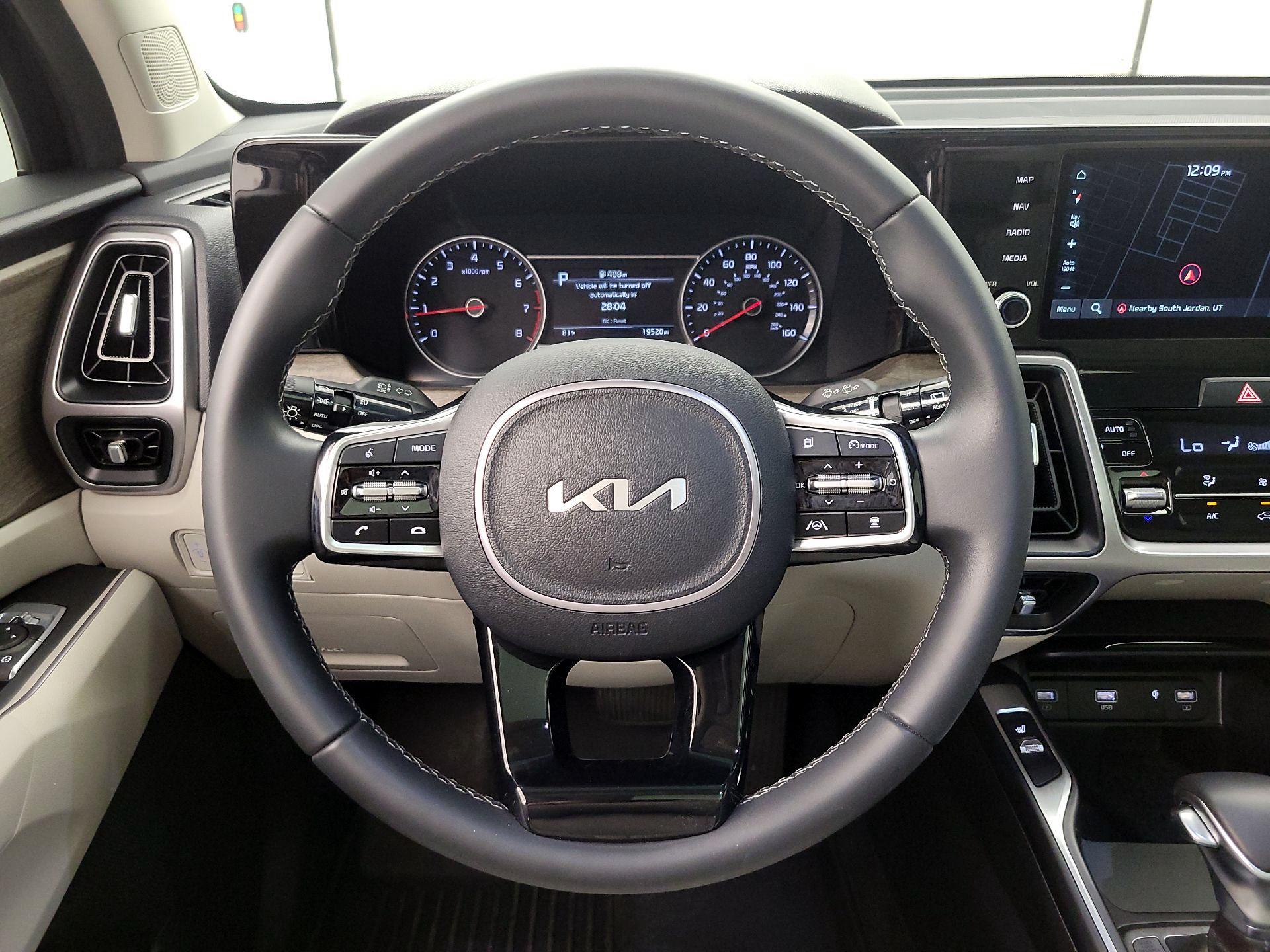 Thumbnail: 2023 Kia Sorento - 10