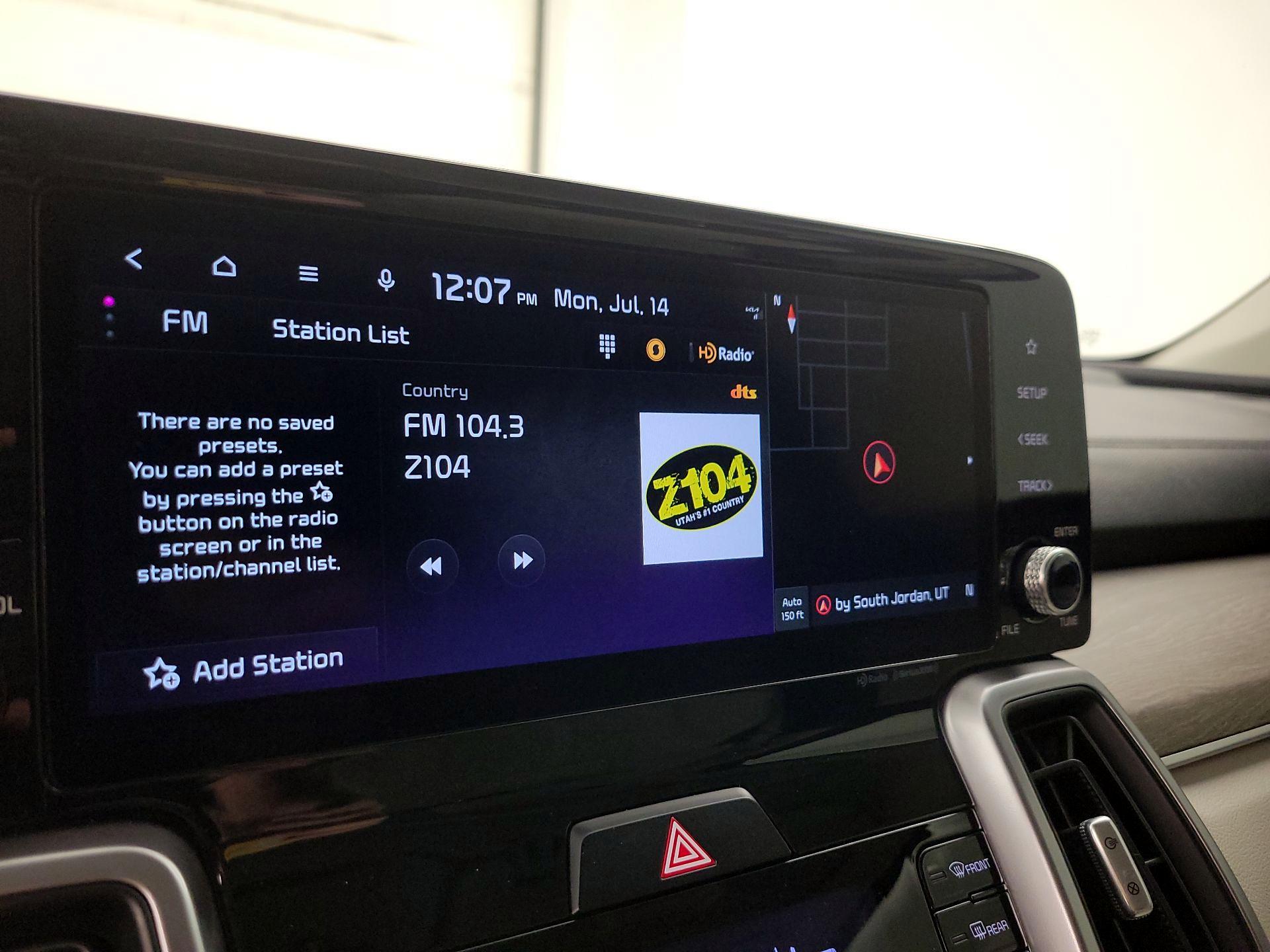 Thumbnail: 2023 Kia Sorento - 16