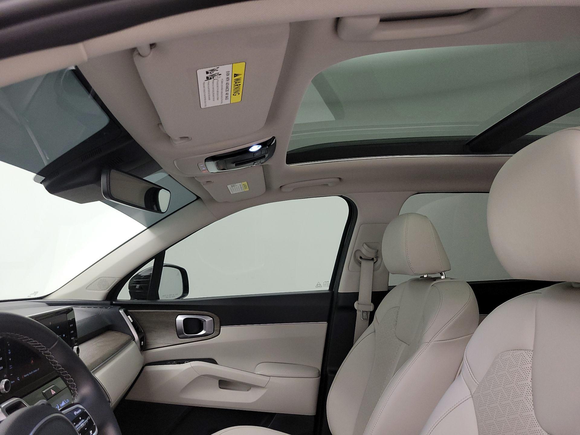 Thumbnail: 2023 Kia Sorento - 20