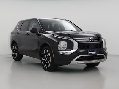 Black 2023 Mitsubishi Outlander SE Special Edition