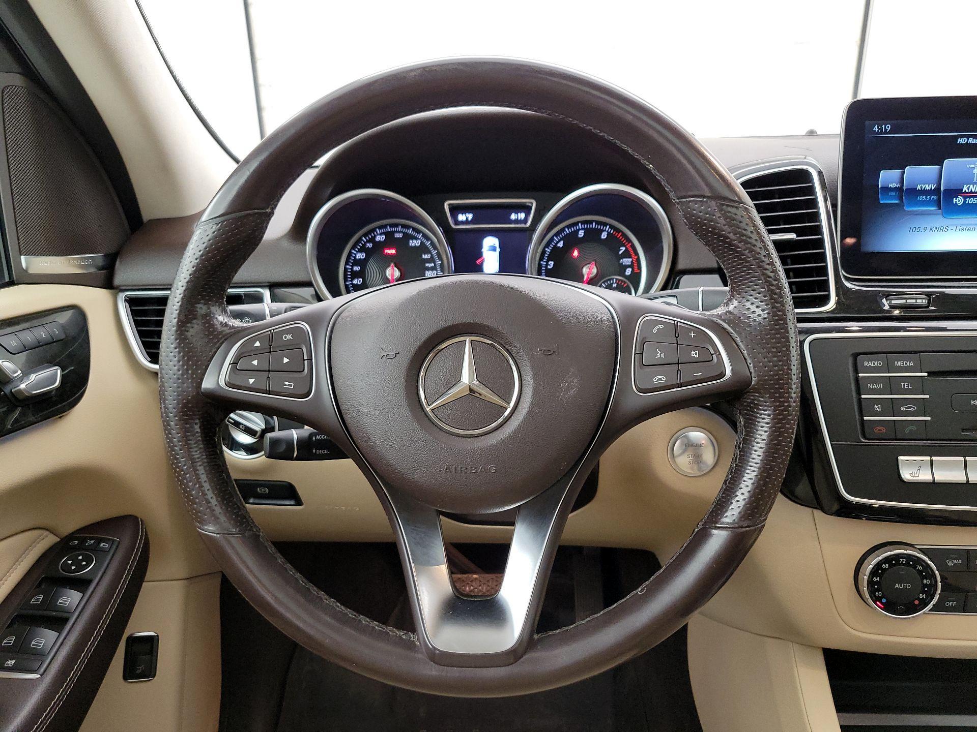Thumbnail: 2017 Mercedes-Benz GLE - 10