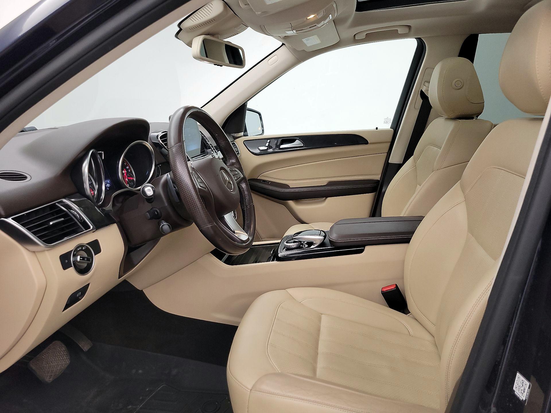 Thumbnail: 2017 Mercedes-Benz GLE - 11