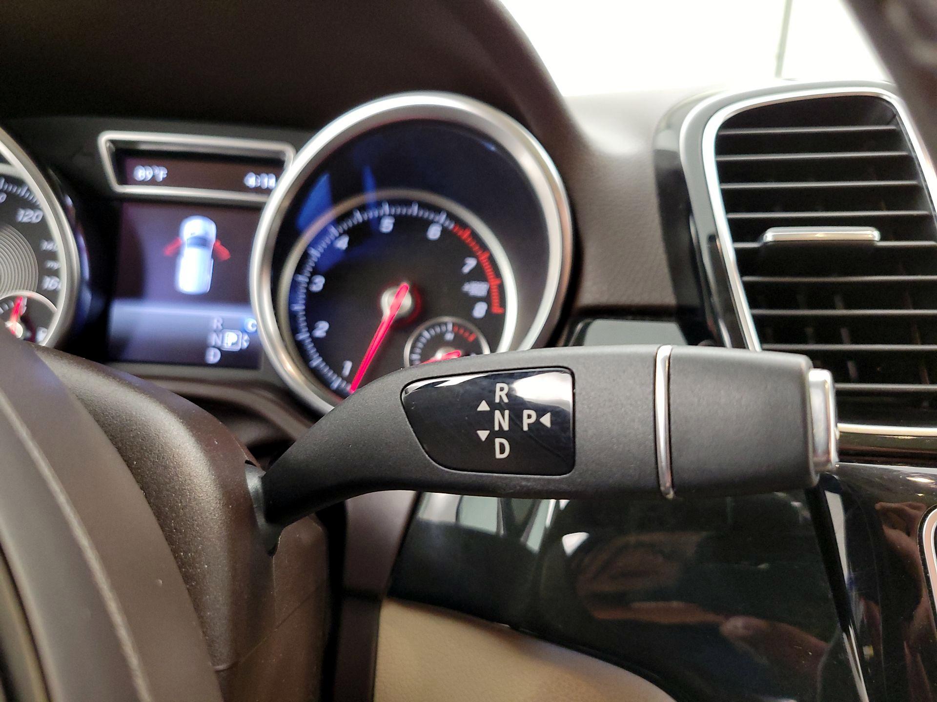Thumbnail: 2017 Mercedes-Benz GLE - 18