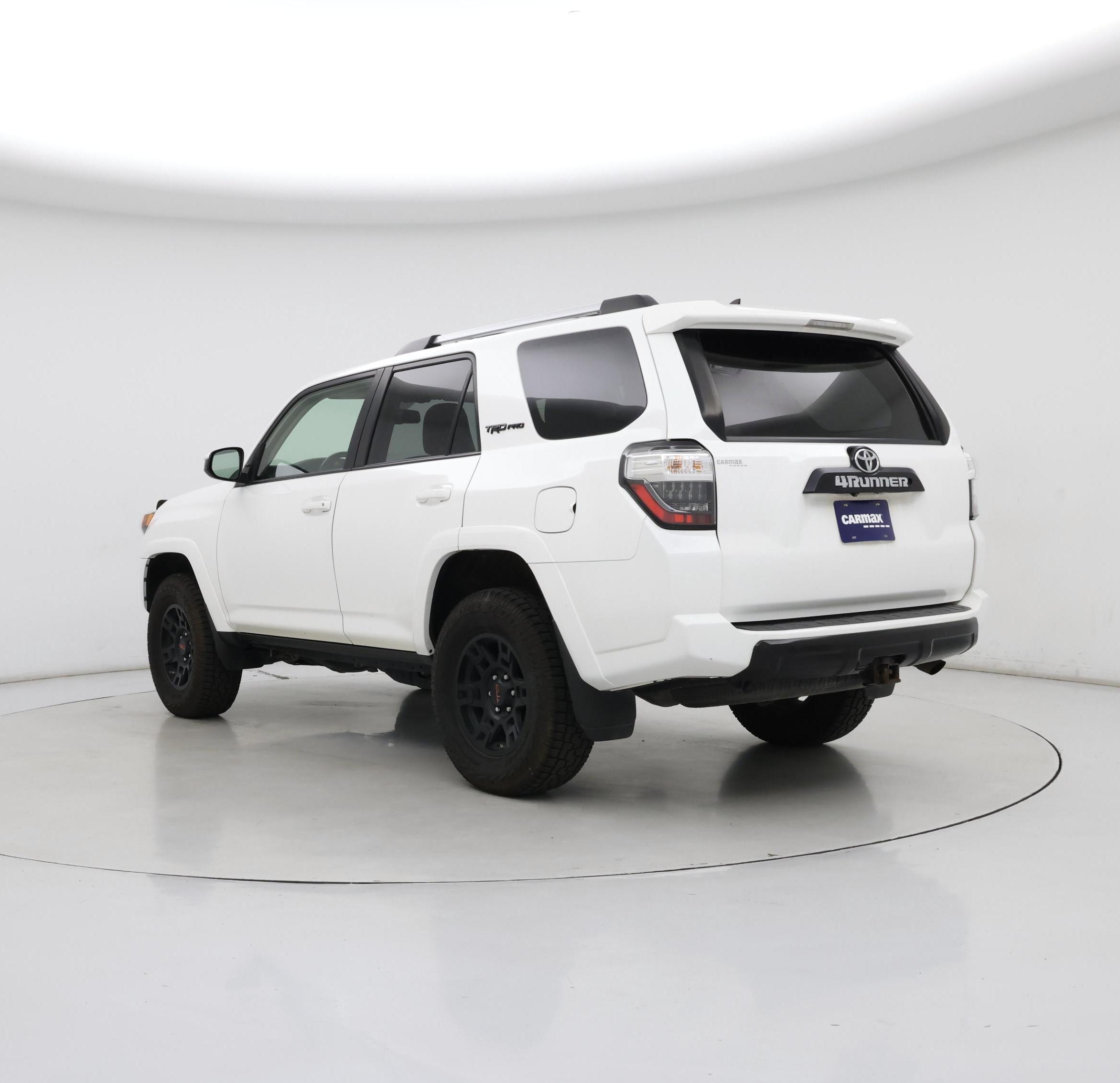 Thumbnail: 2015 Toyota 4Runner - 2