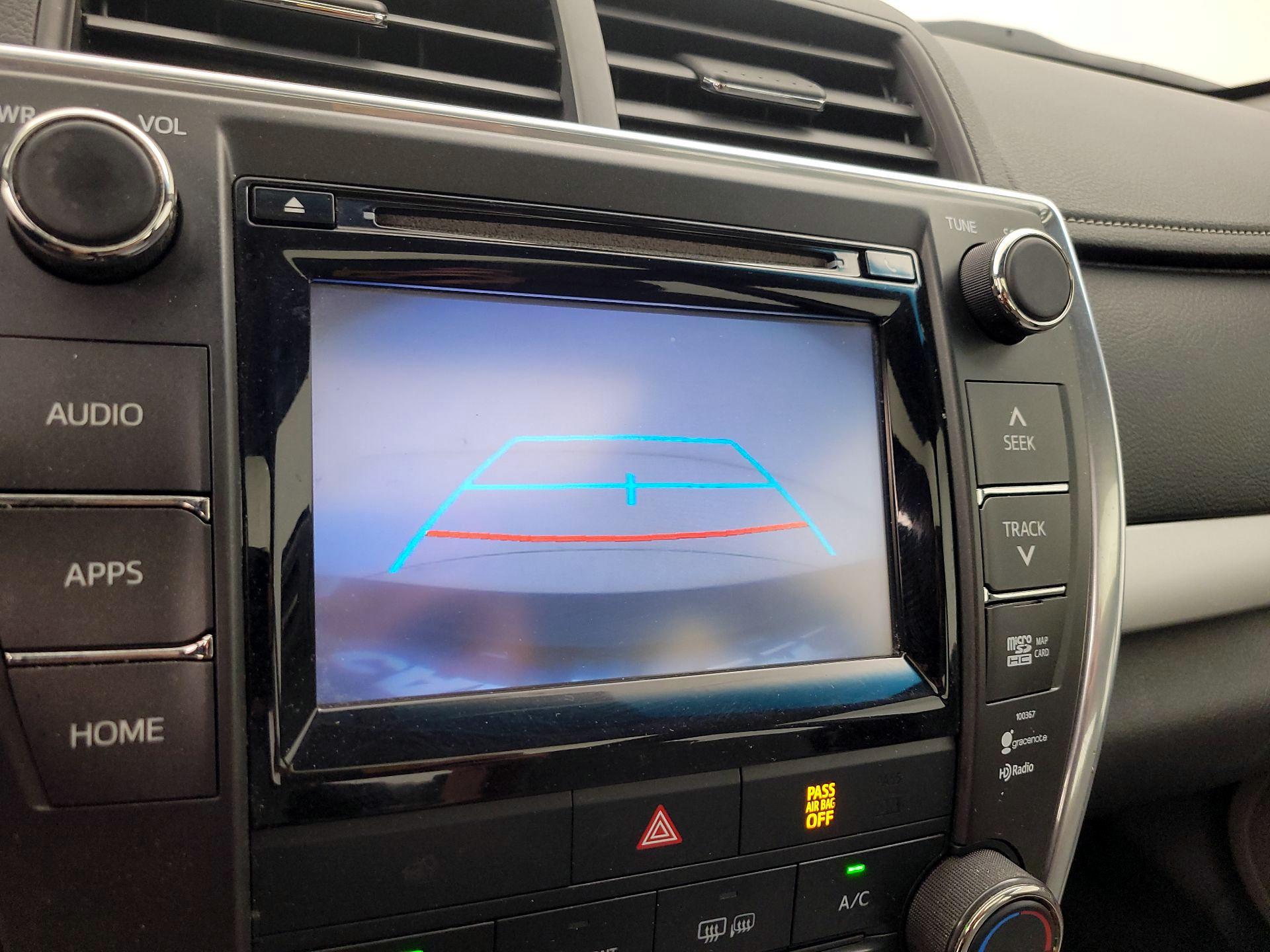Thumbnail: 2015 Toyota Camry - 15
