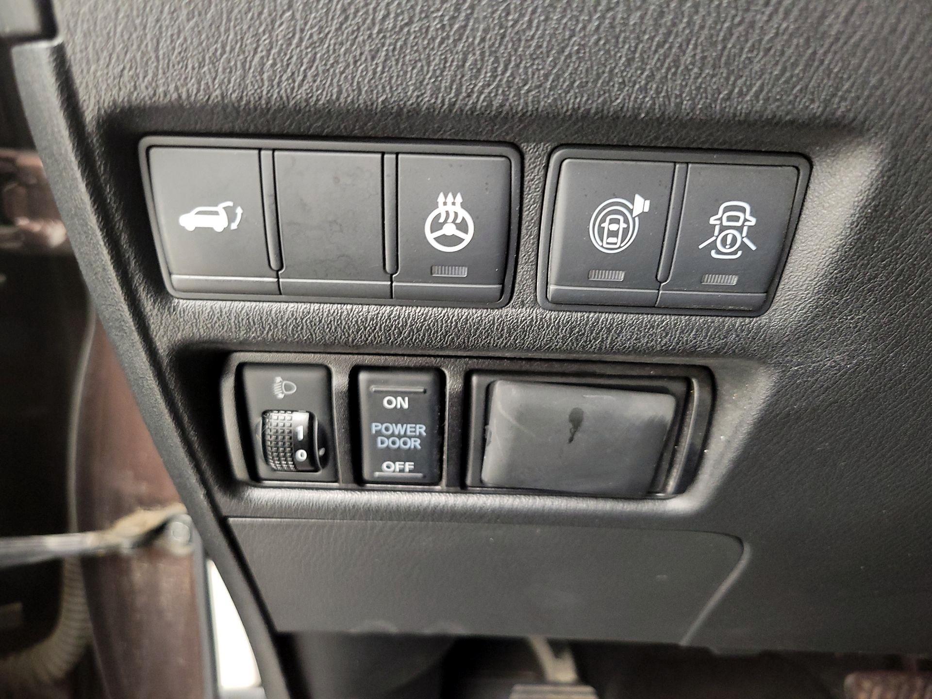 Thumbnail: 2019 Nissan Armada - 13