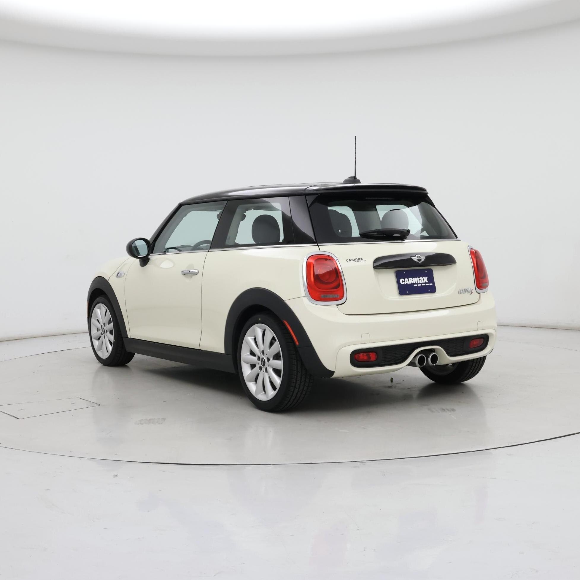 Thumbnail: 2015 MINI Cooper Hardtop - 2