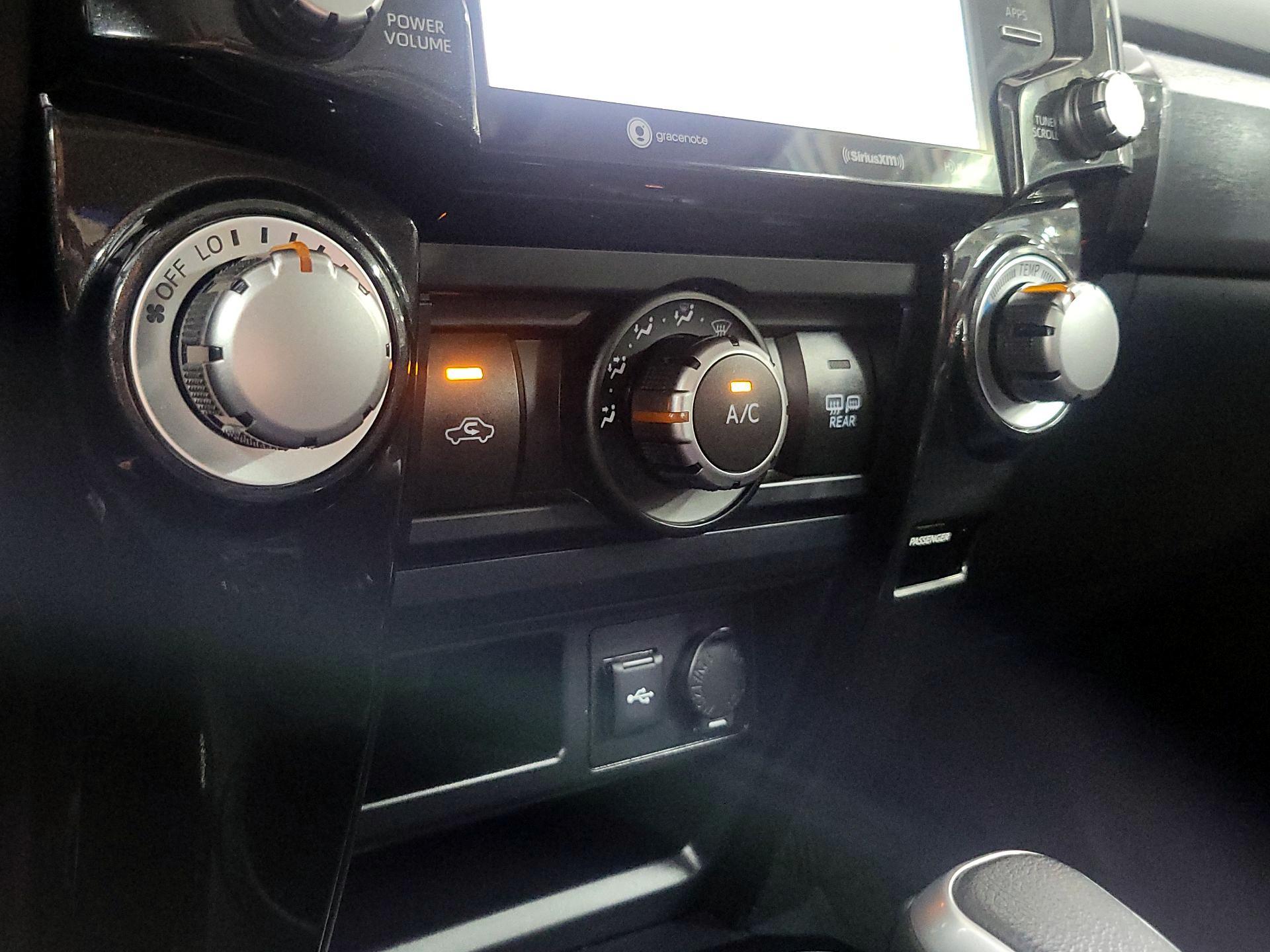 Thumbnail: 2023 Toyota 4Runner - 17
