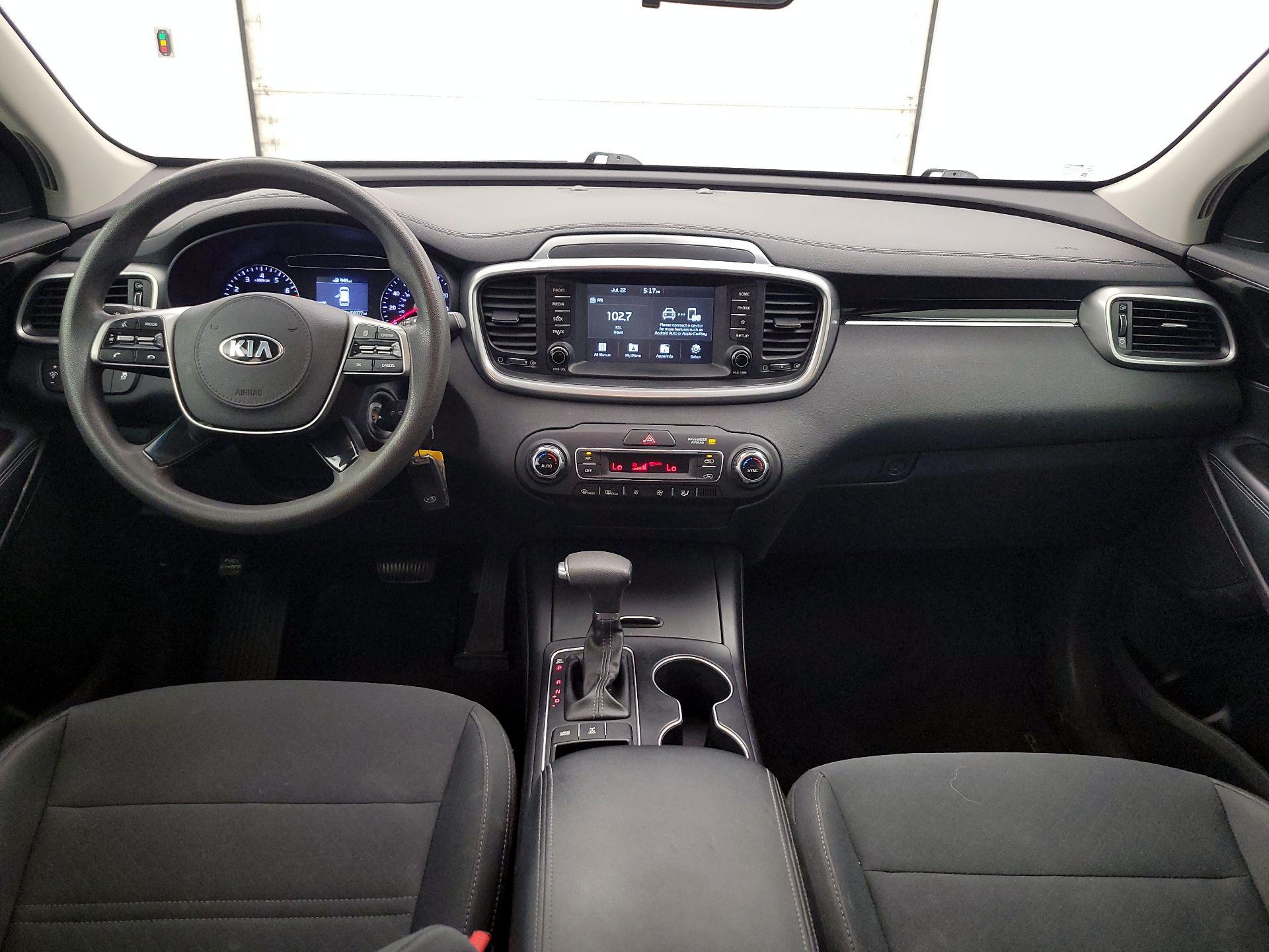 Thumbnail: 2019 Kia Sorento - 9