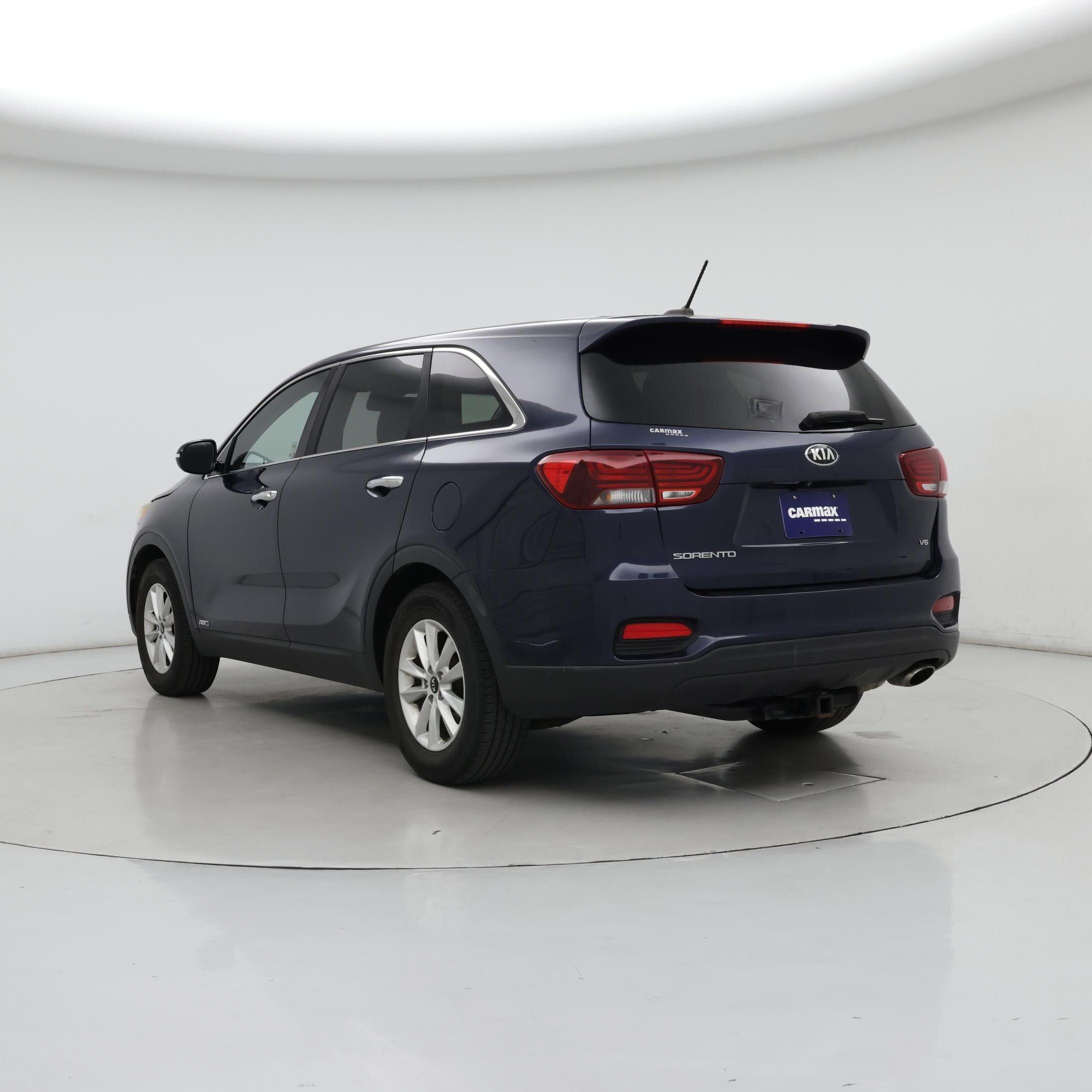 Thumbnail: 2019 Kia Sorento - 2