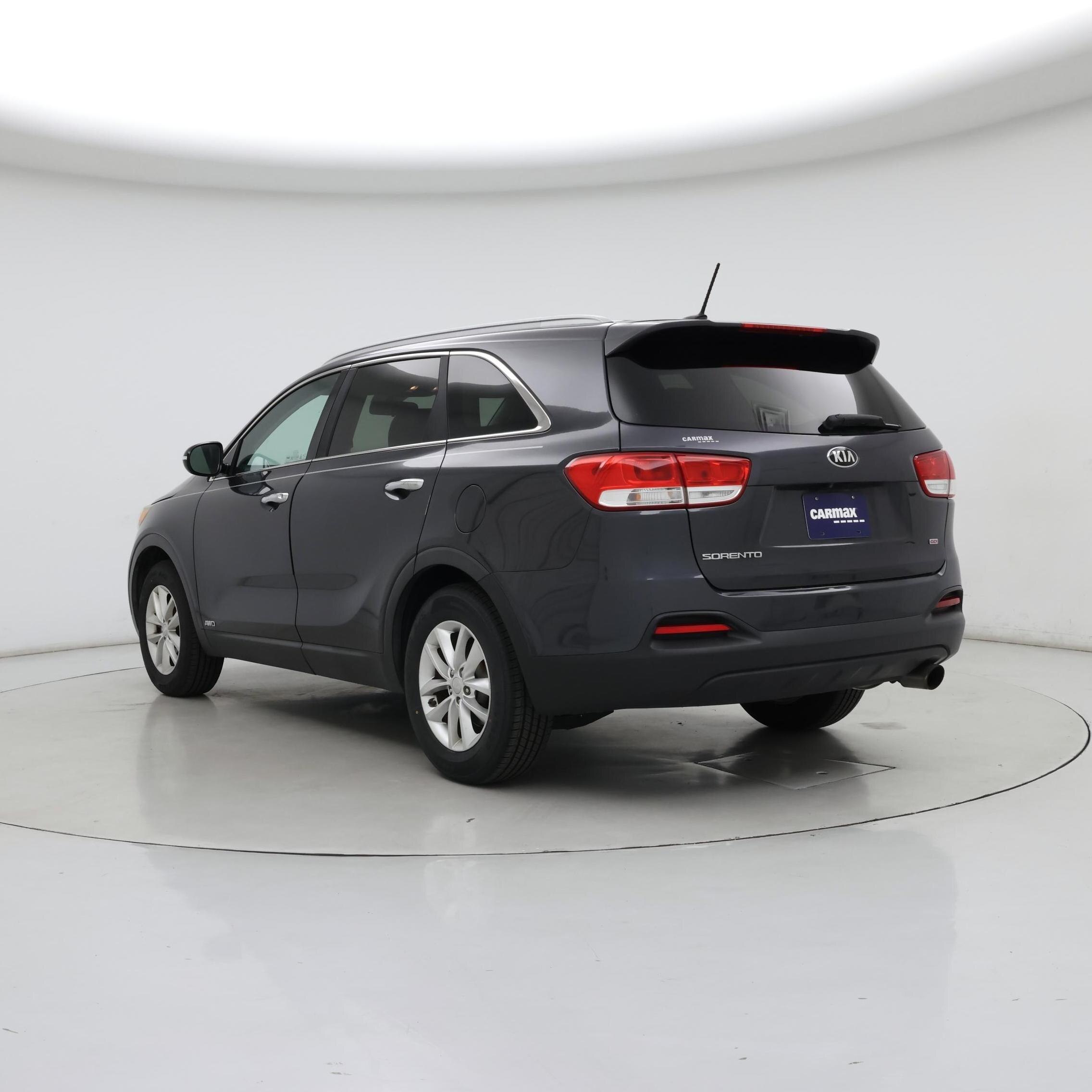 Thumbnail: 2017 Kia Sorento - 2