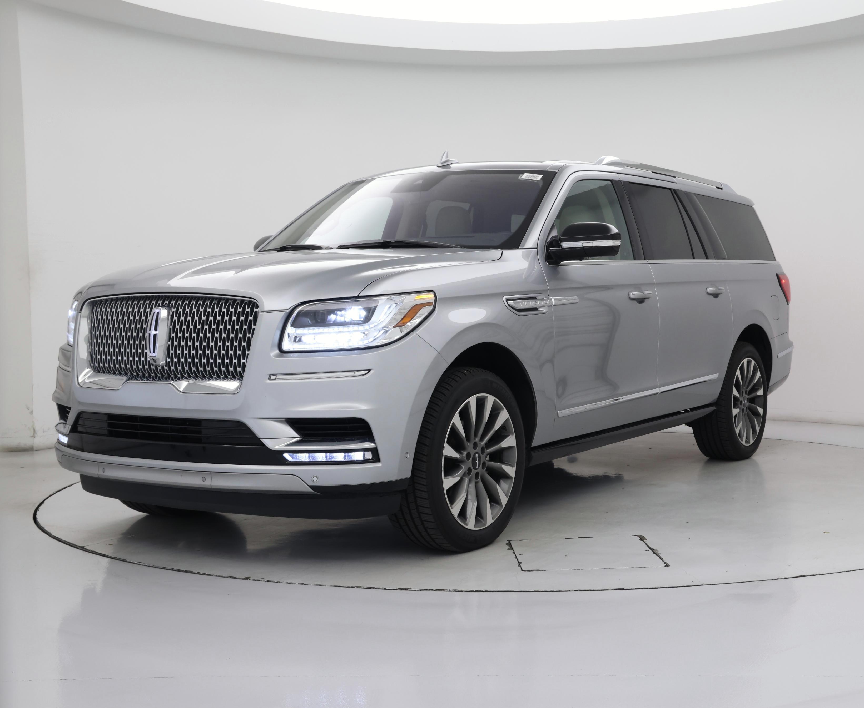 Thumbnail: 2020 Lincoln Navigator L - 4
