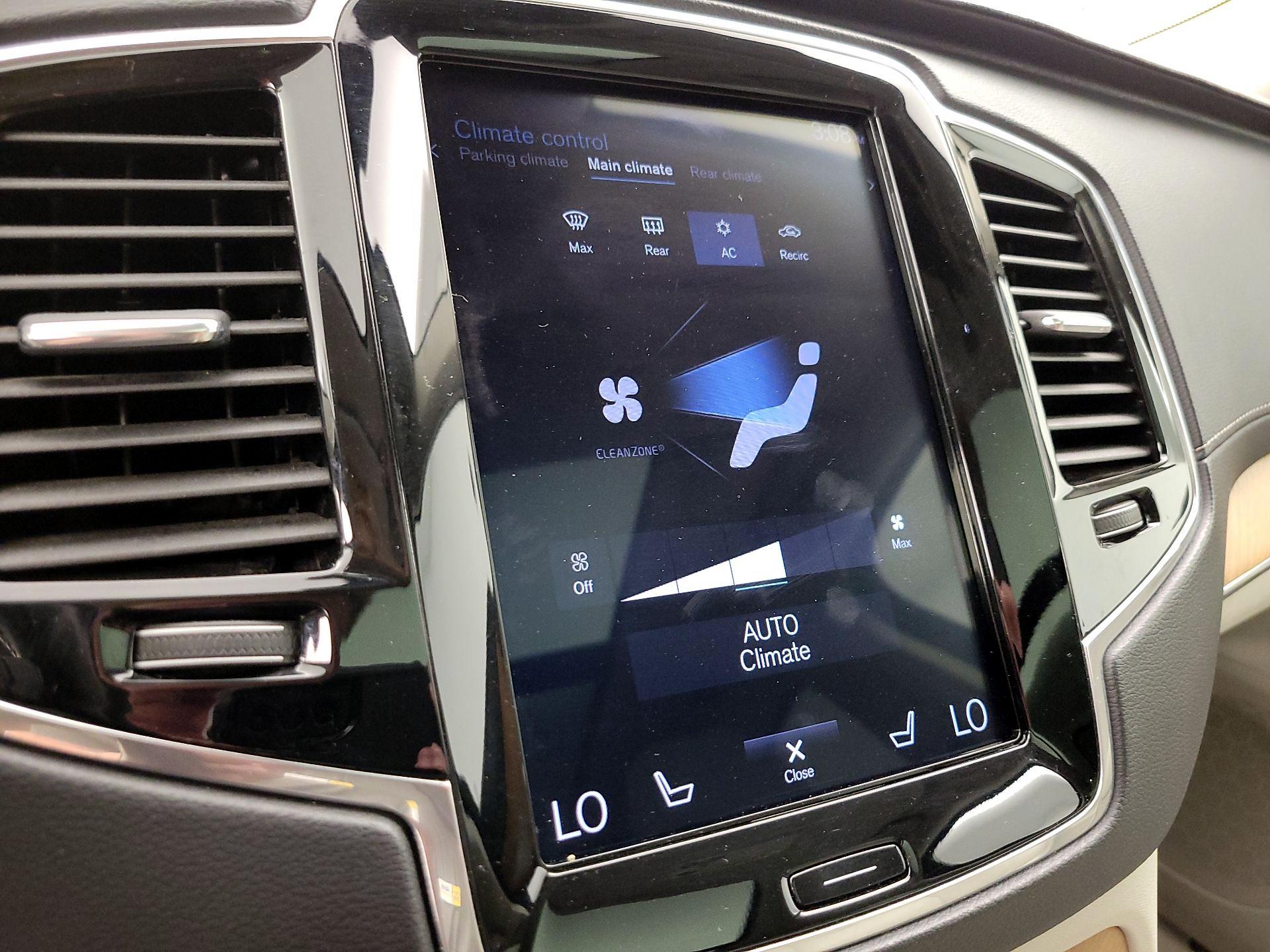 Thumbnail: 2019 Volvo XC90 - 17