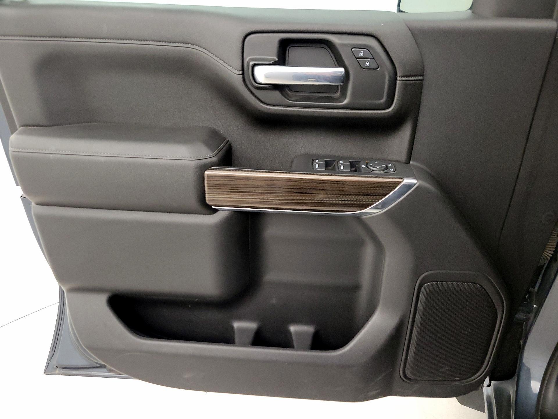 Thumbnail: 2021 Chevrolet Silverado 1500 - 12