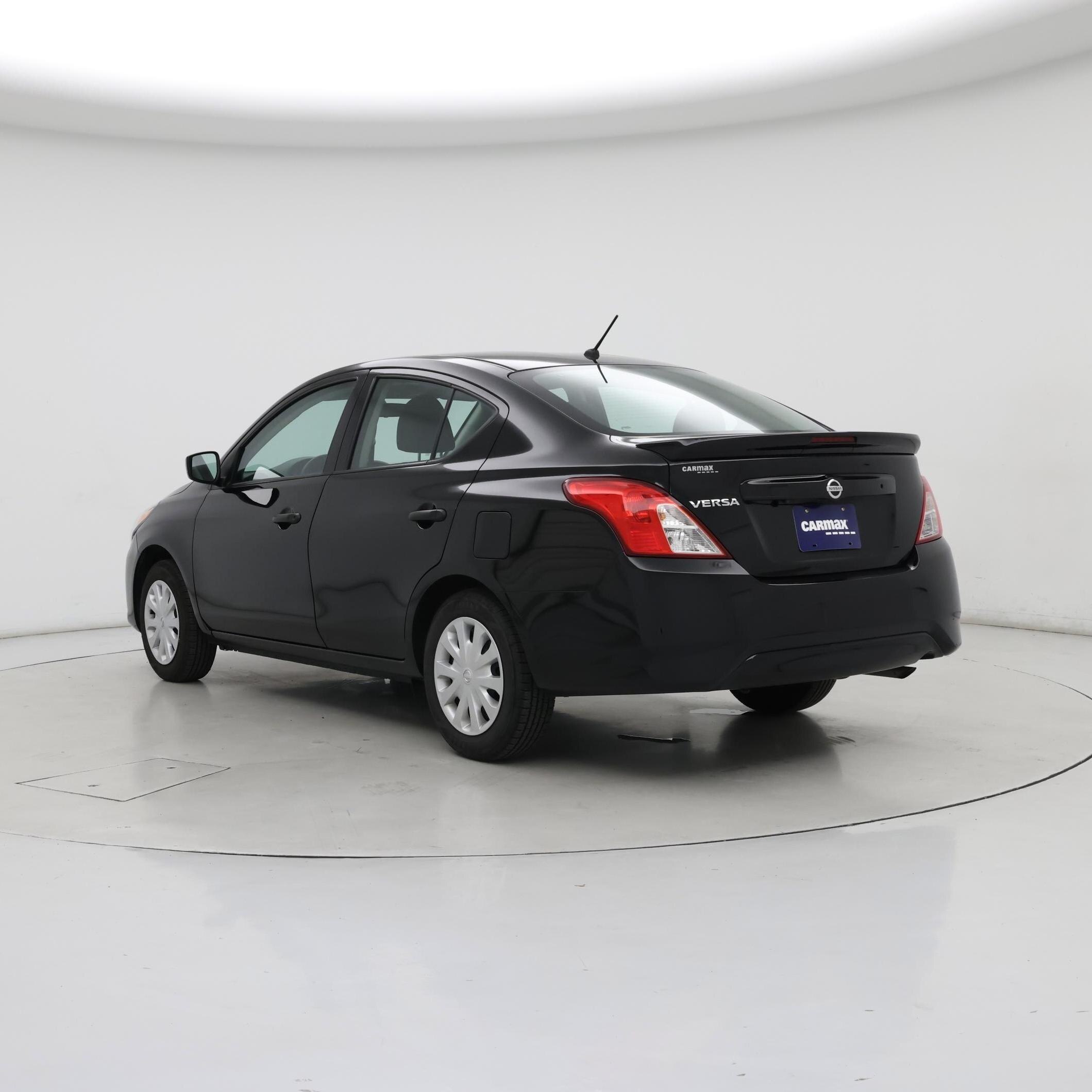 Thumbnail: 2019 Nissan Versa - 2