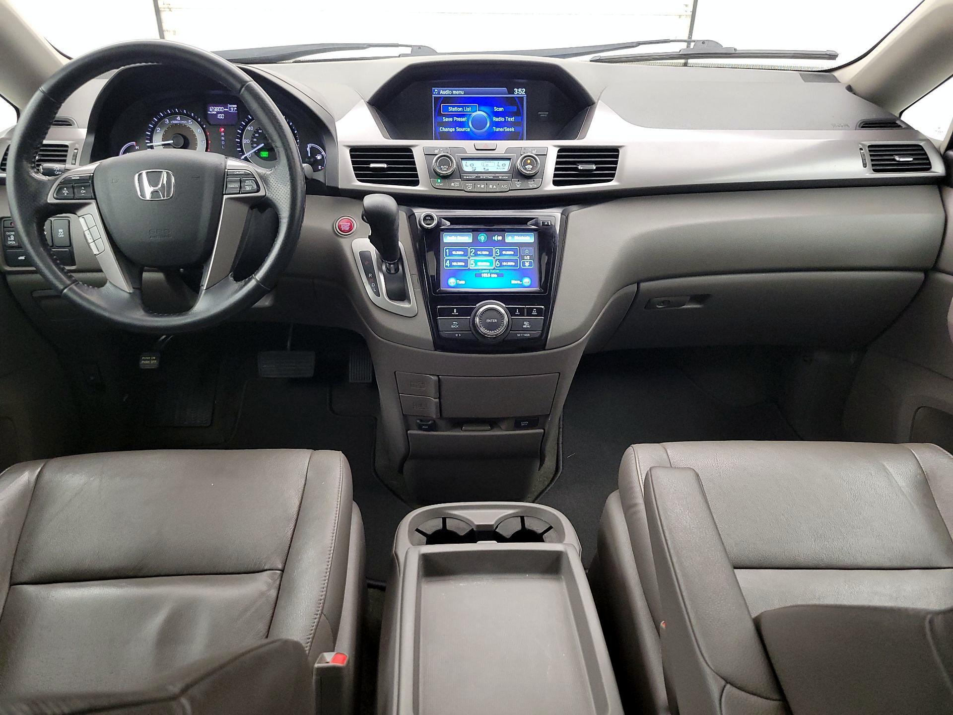 Thumbnail: 2017 Honda Odyssey - 9