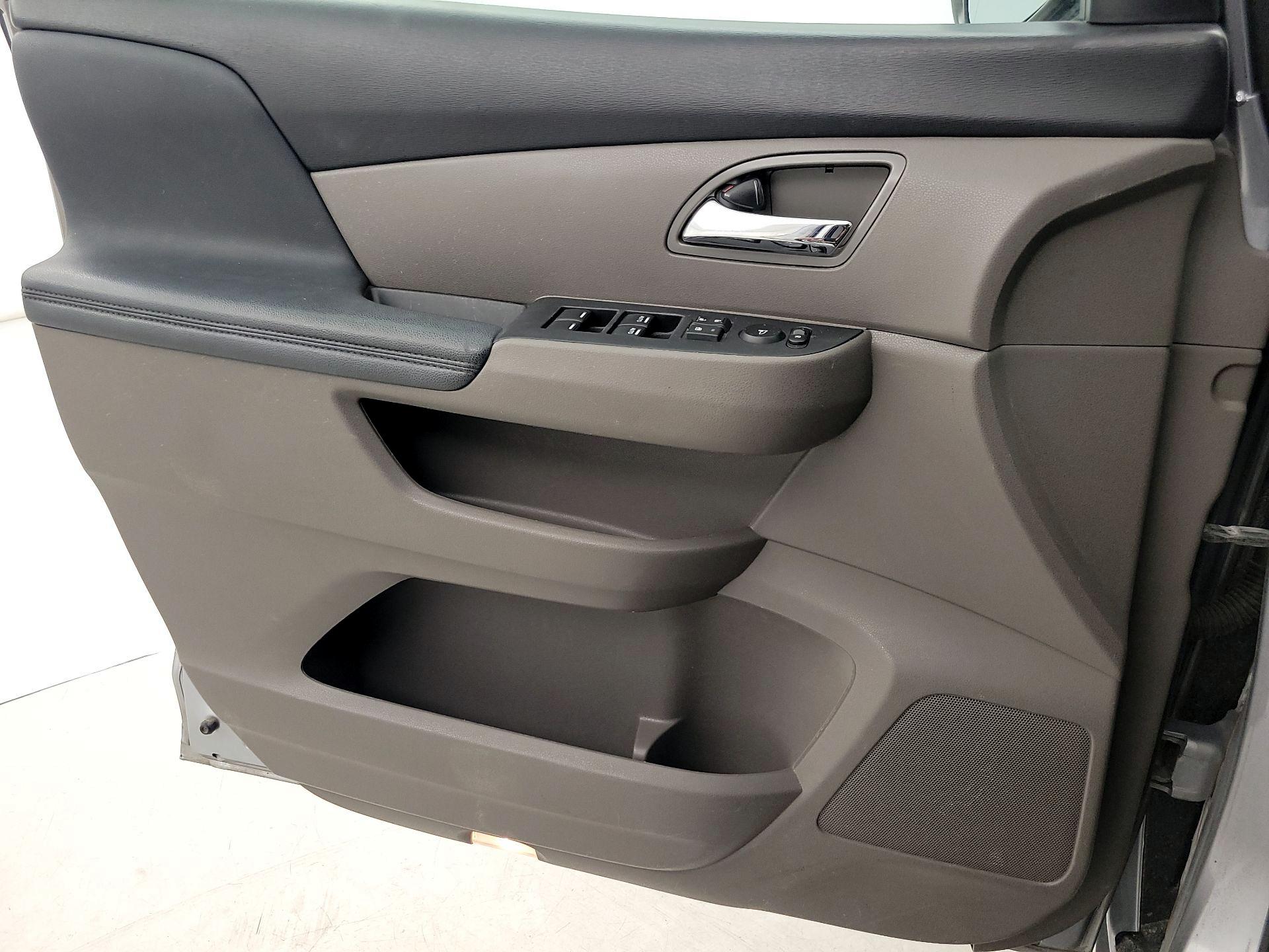 Thumbnail: 2017 Honda Odyssey - 12