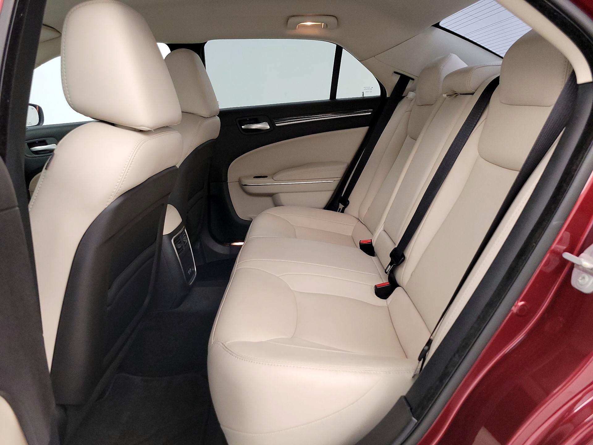 Thumbnail: 2015 Chrysler 300 - 19