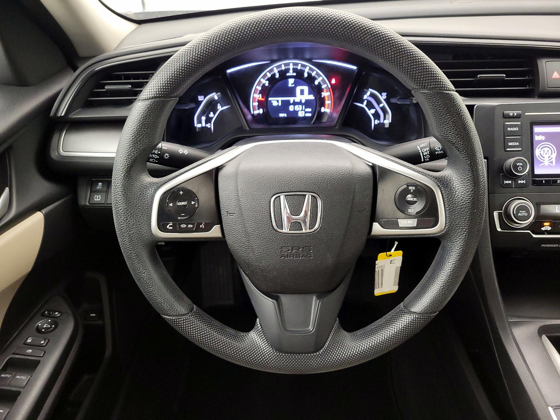 Thumbnail: 2016 Honda Civic - 10