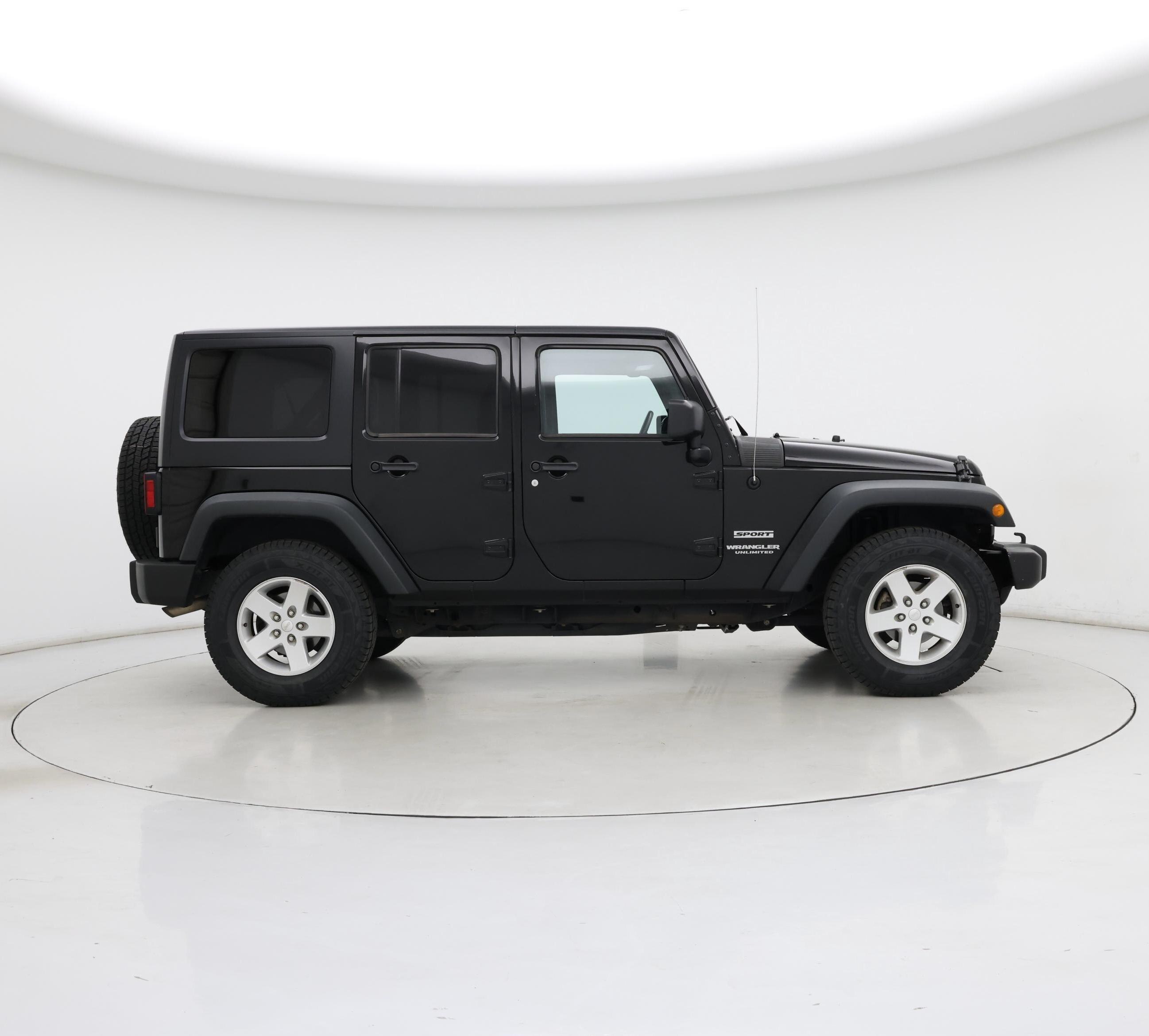 Thumbnail: 2015 Jeep Wrangler - 7
