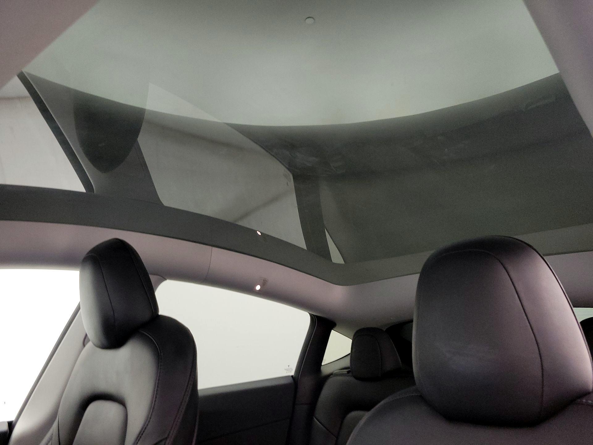 Thumbnail: 2021 Tesla Model Y - 18
