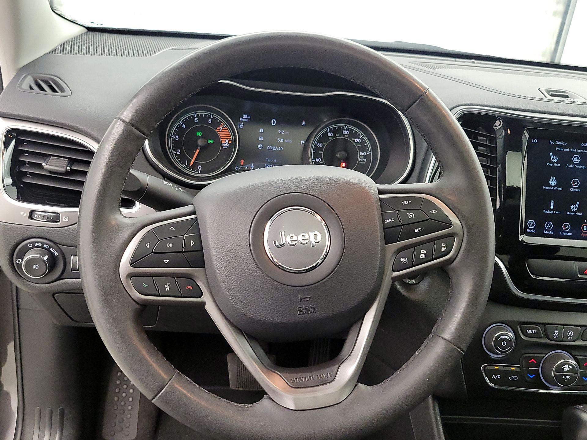 Thumbnail: 2022 Jeep Cherokee - 10