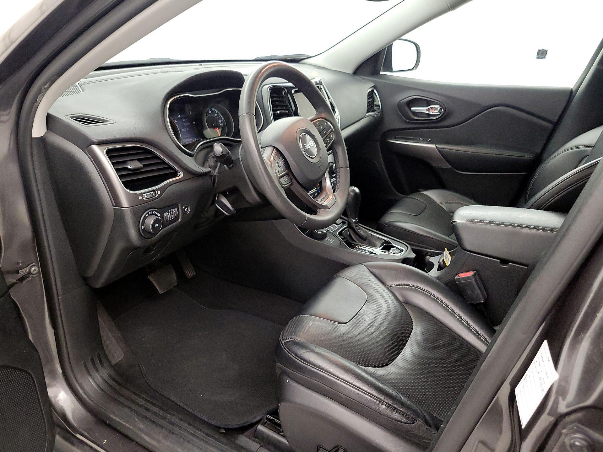Thumbnail: 2022 Jeep Cherokee - 11
