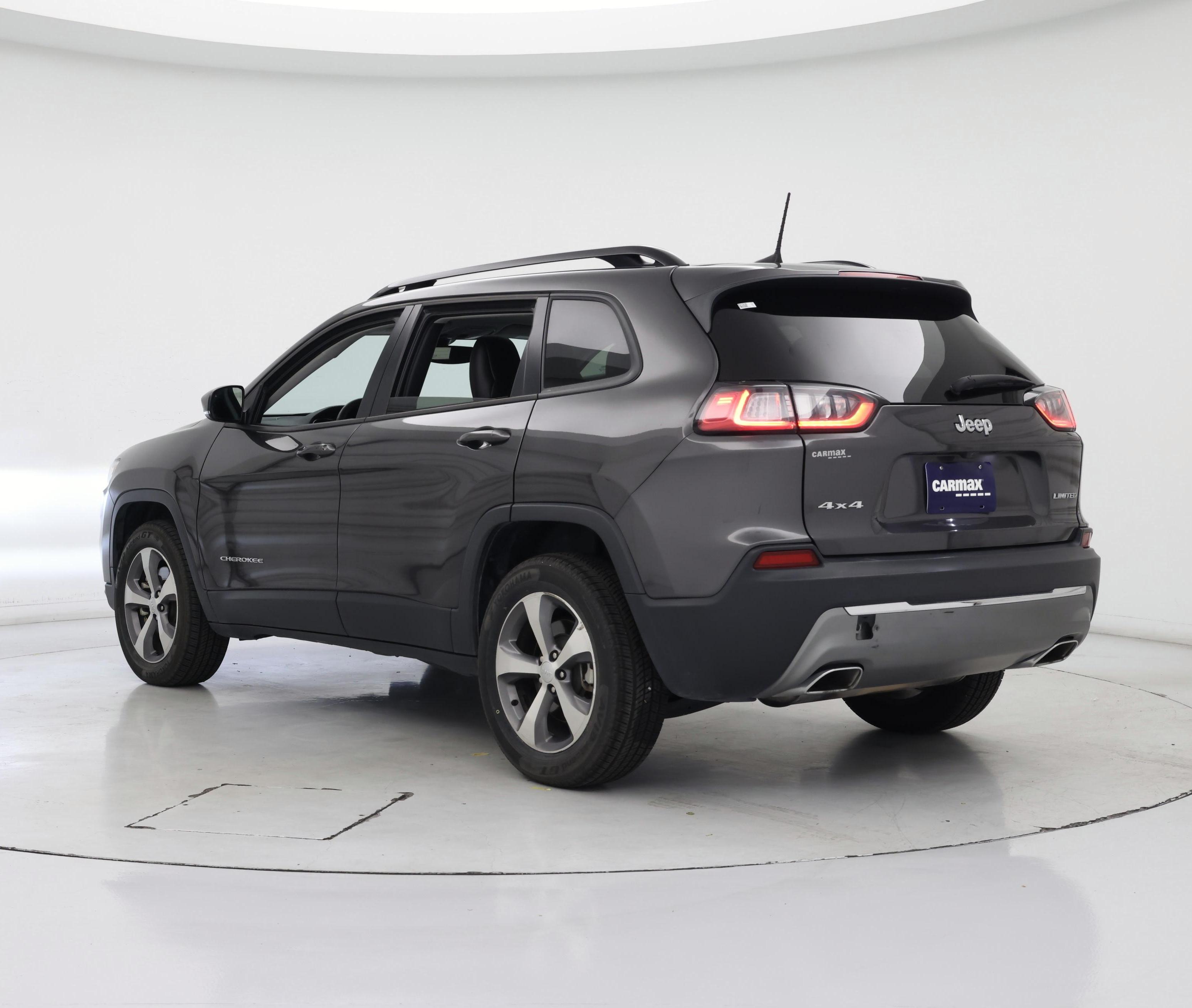 Thumbnail: 2022 Jeep Cherokee - 2