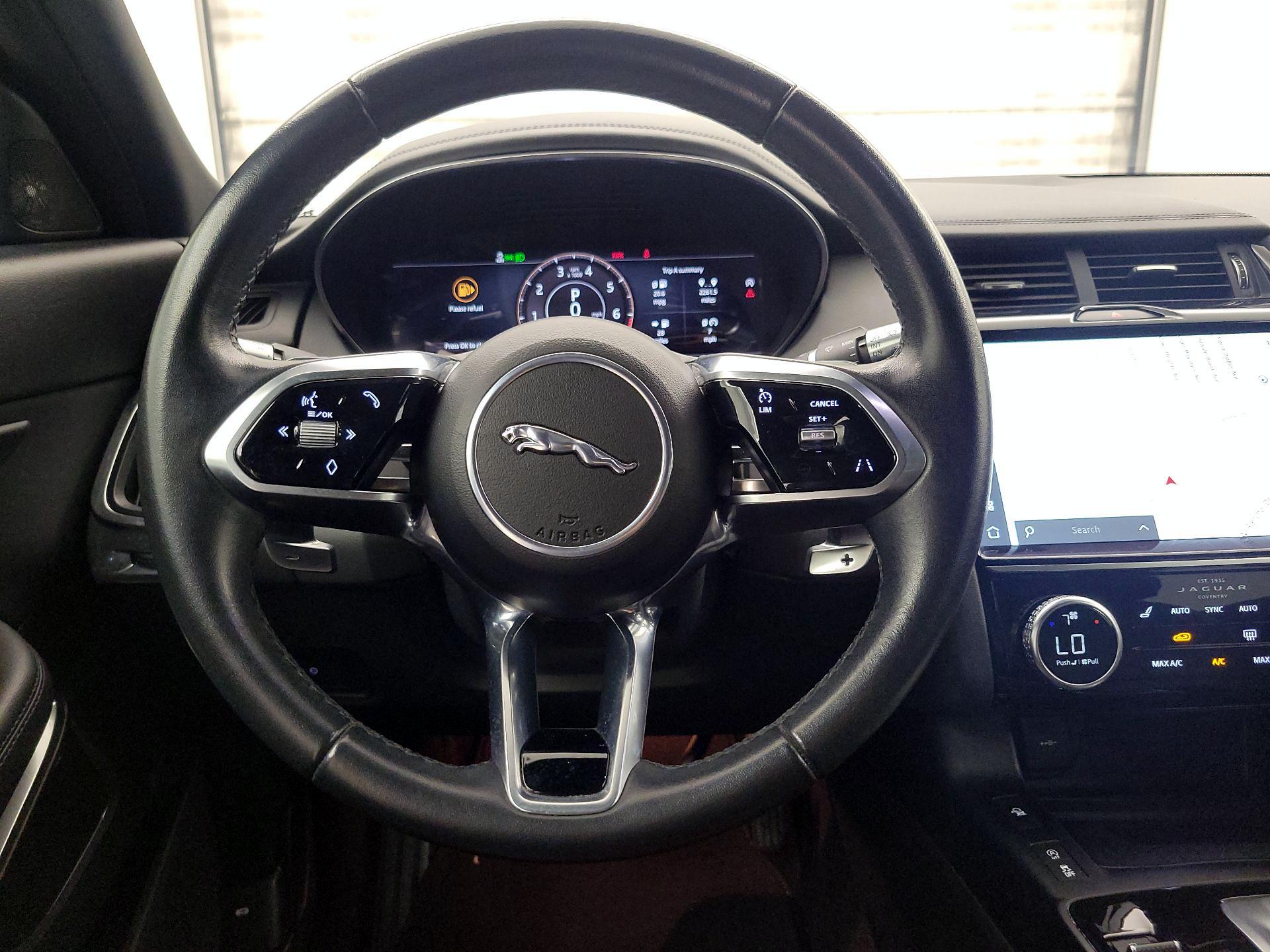 Thumbnail: 2022 Jaguar E-Pace - 10