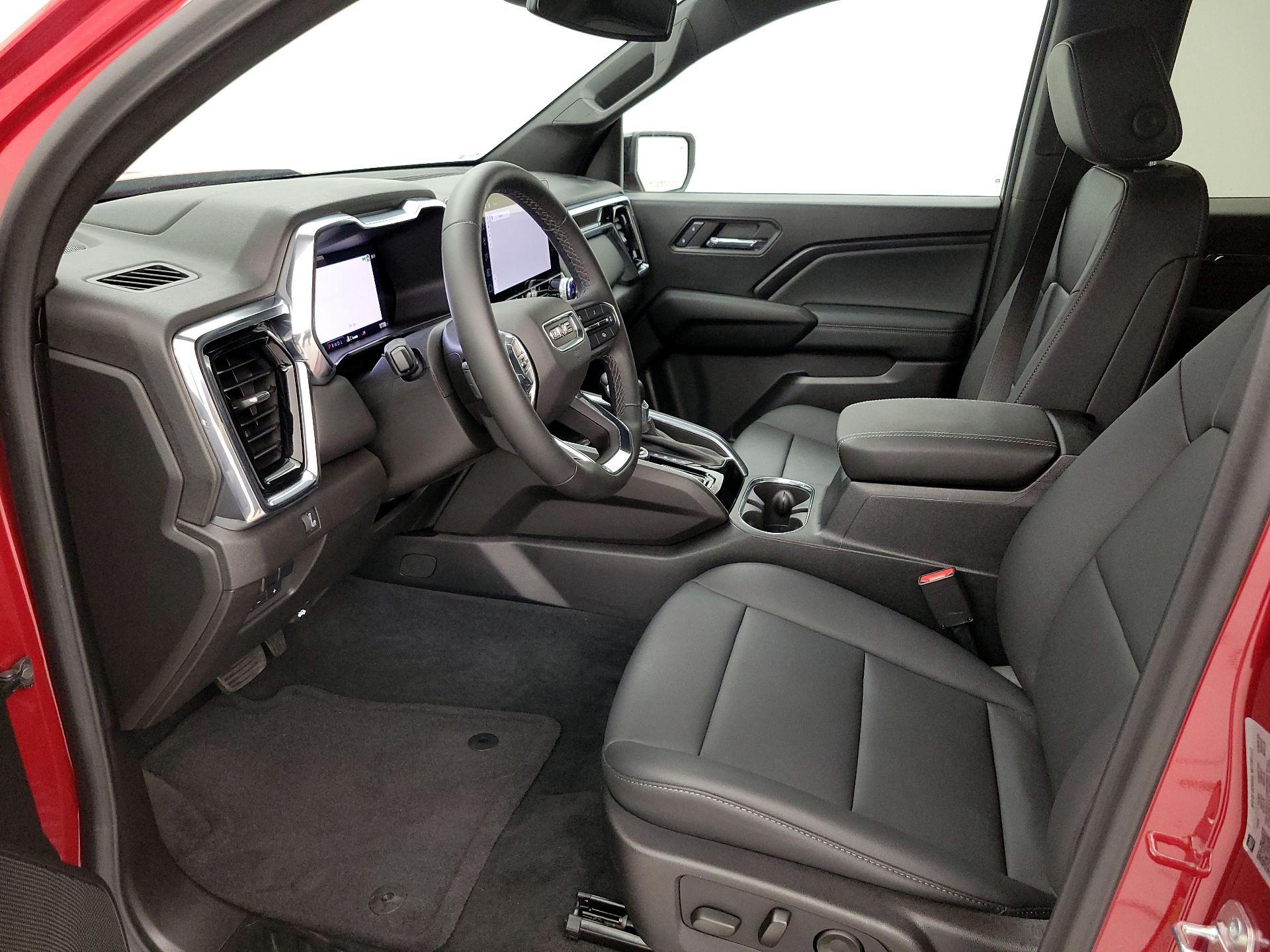 Thumbnail: 2024 GMC Canyon - 11