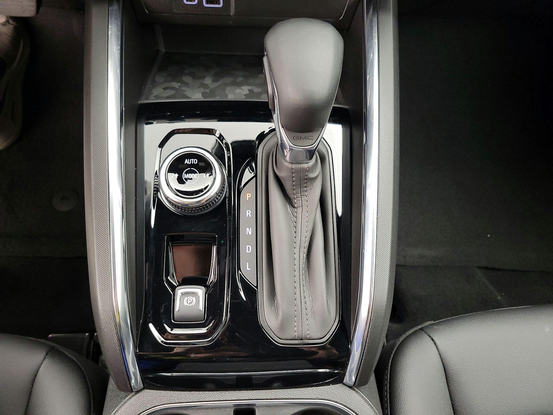 Thumbnail: 2024 GMC Canyon - 18