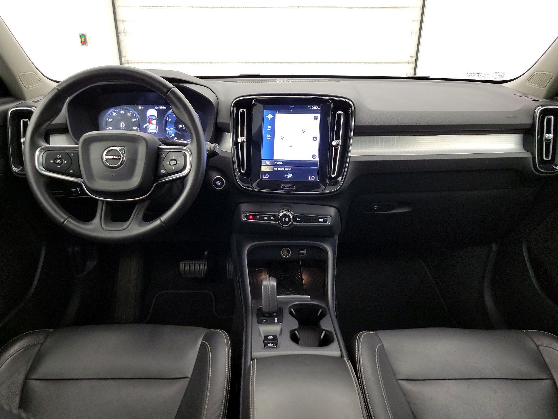 Thumbnail: 2019 Volvo XC40 - 9