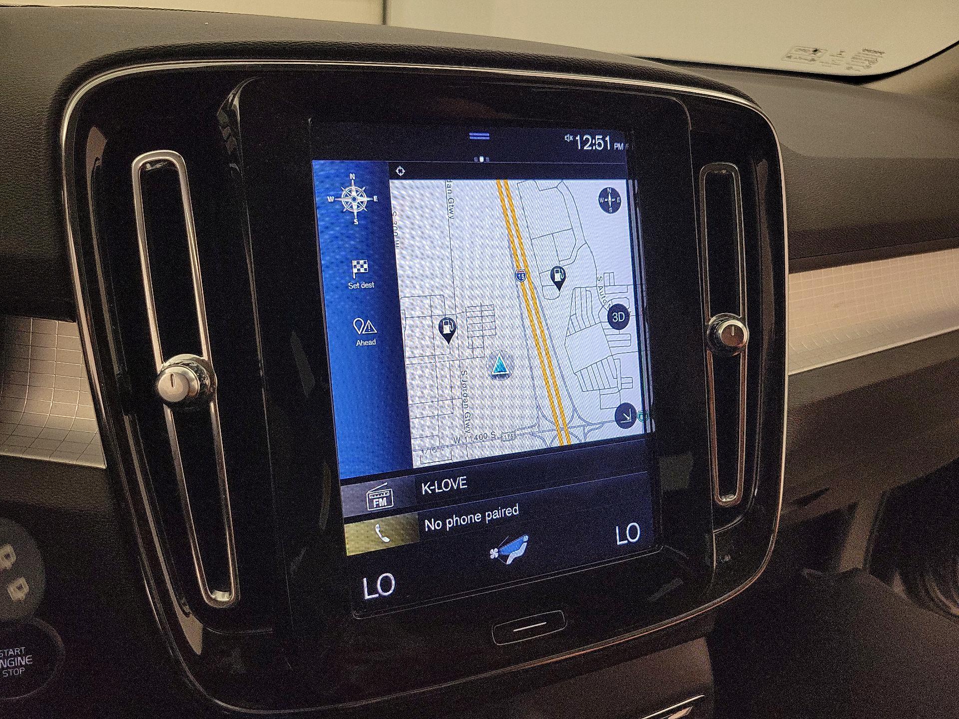 Thumbnail: 2019 Volvo XC40 - 14