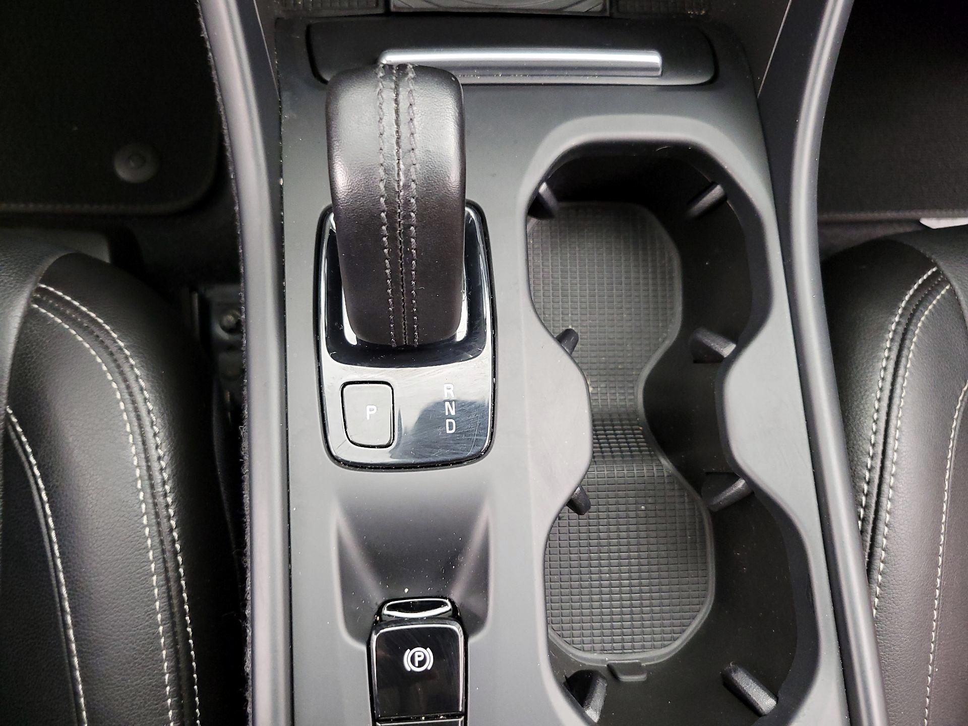 Thumbnail: 2019 Volvo XC40 - 18
