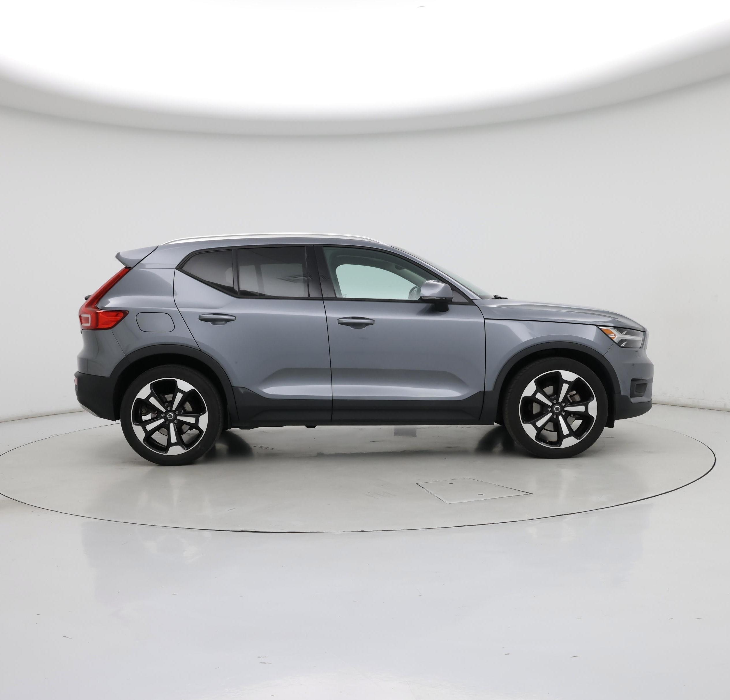 Thumbnail: 2019 Volvo XC40 - 7