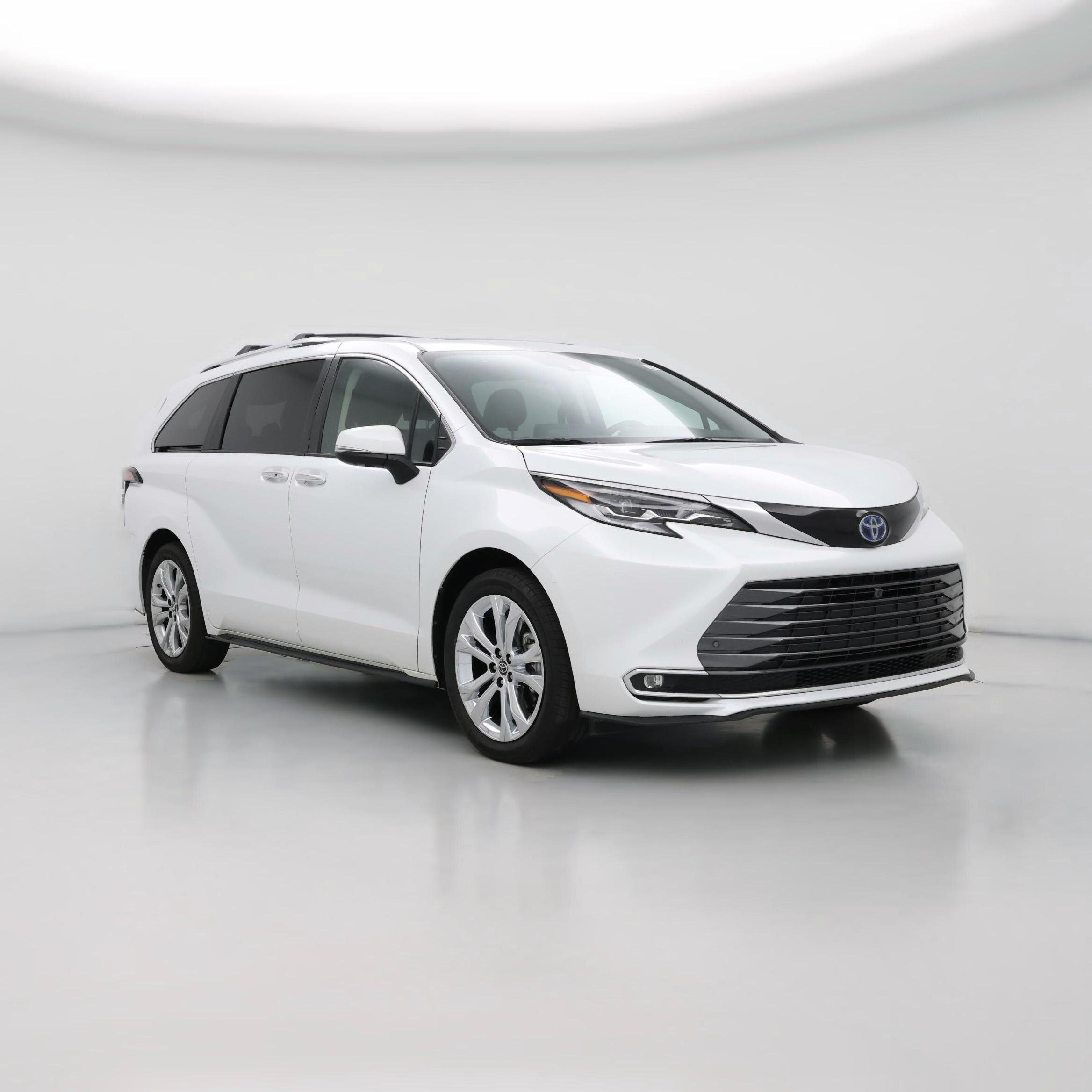 Thumbnail: 2022 Toyota Sienna - 1