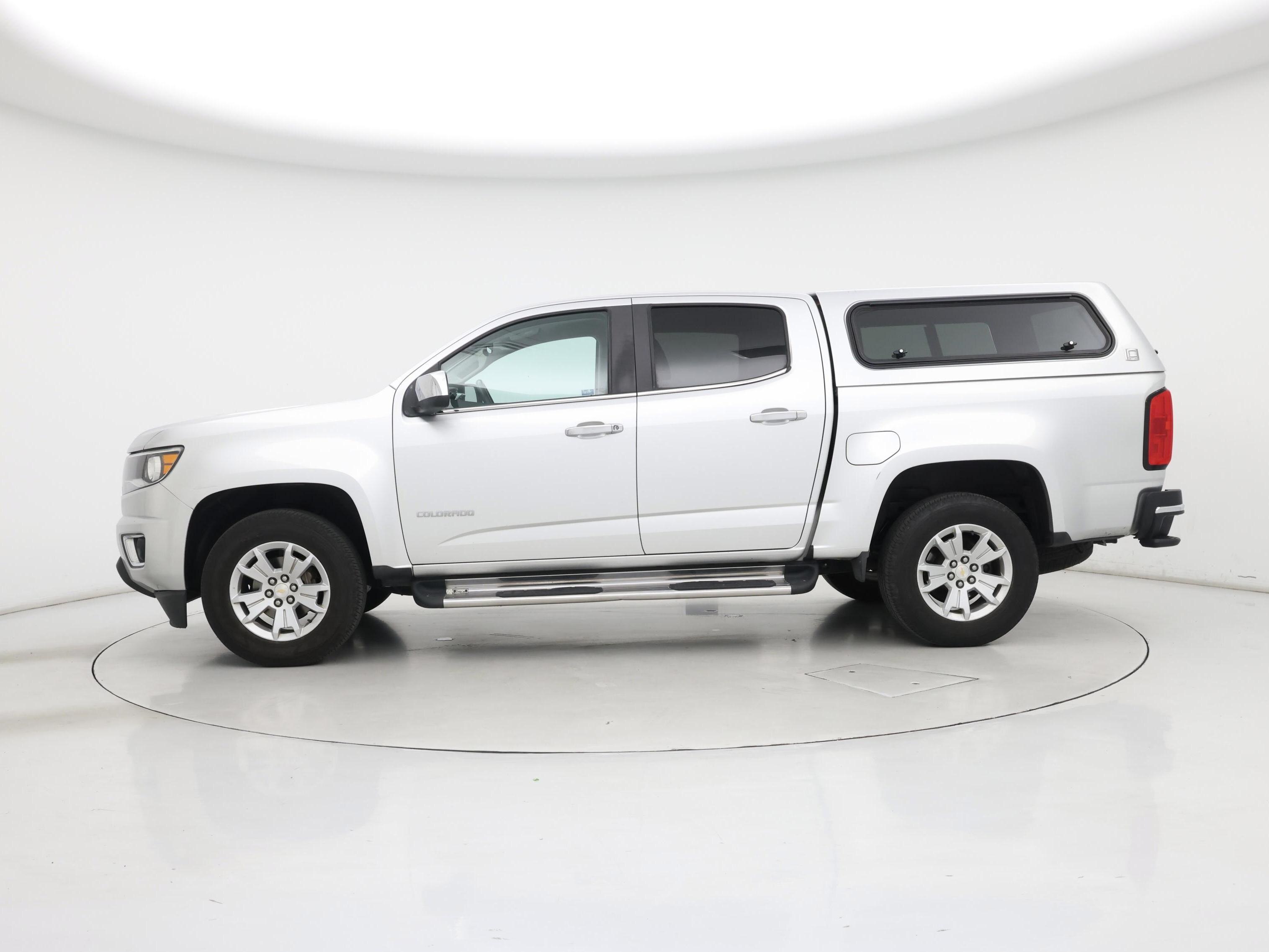 Thumbnail: 2016 Chevrolet Colorado - 3