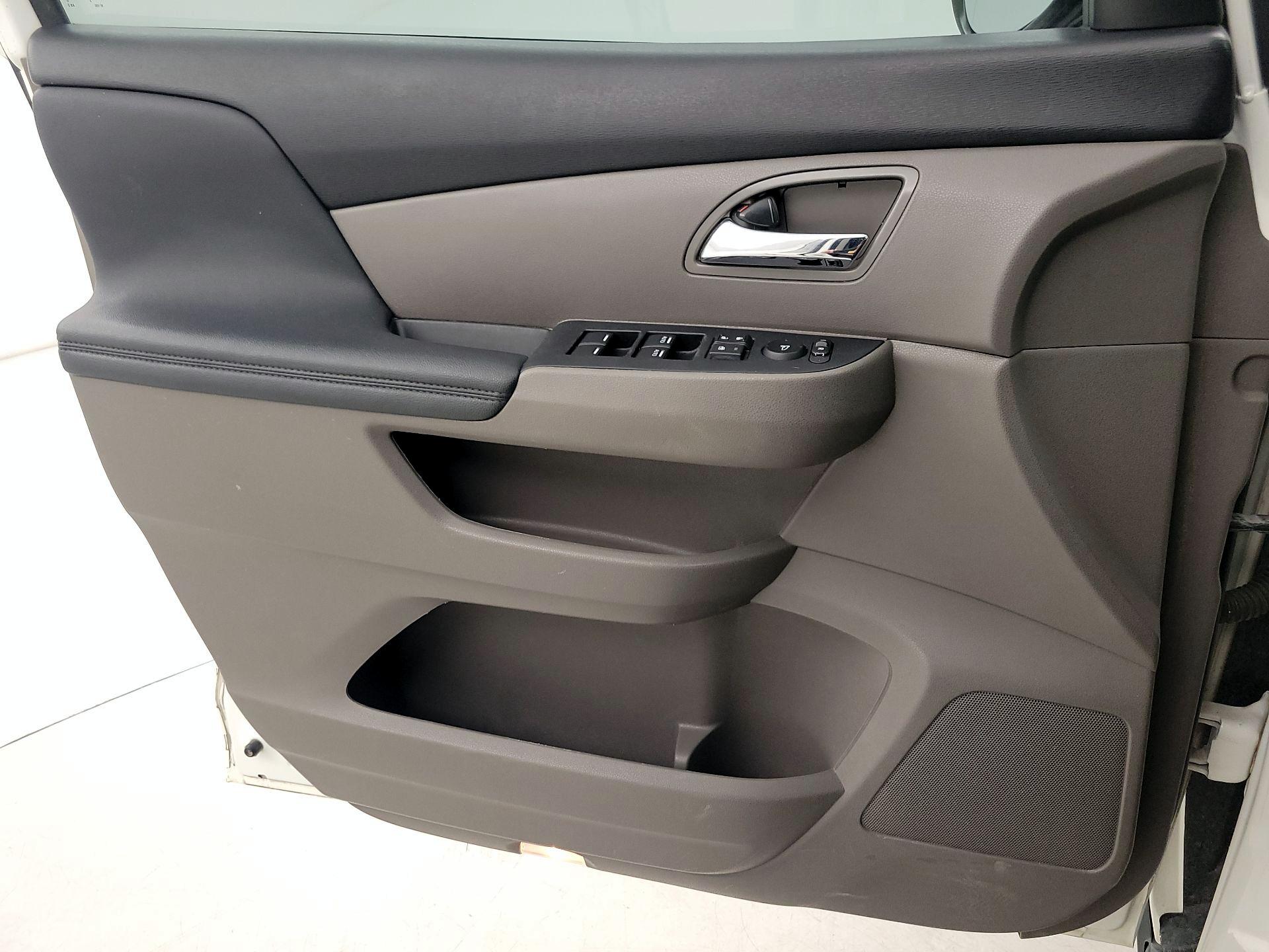 Thumbnail: 2016 Honda Odyssey - 12