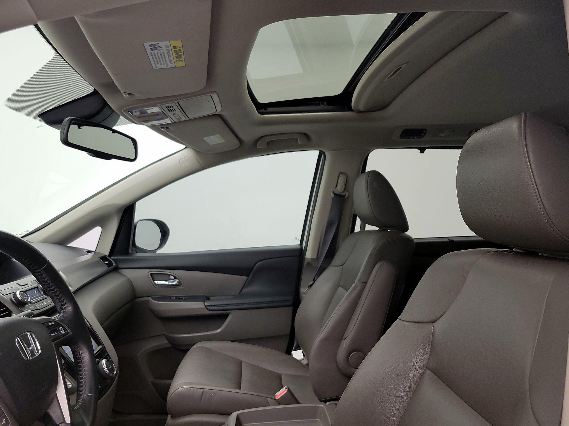 Thumbnail: 2016 Honda Odyssey - 19
