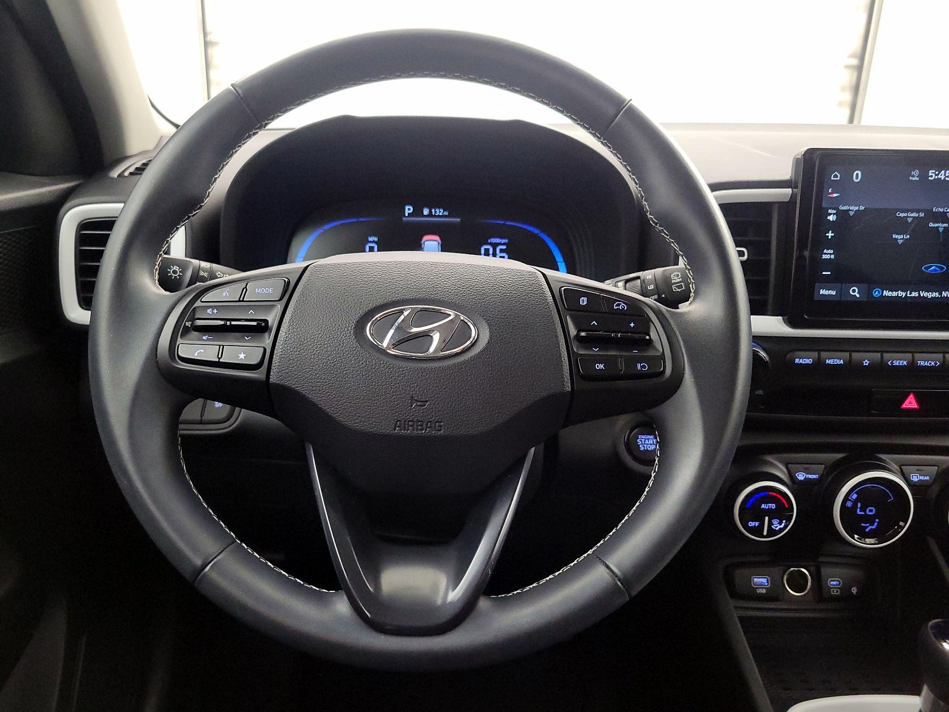 Thumbnail: 2023 Hyundai Venue - 10