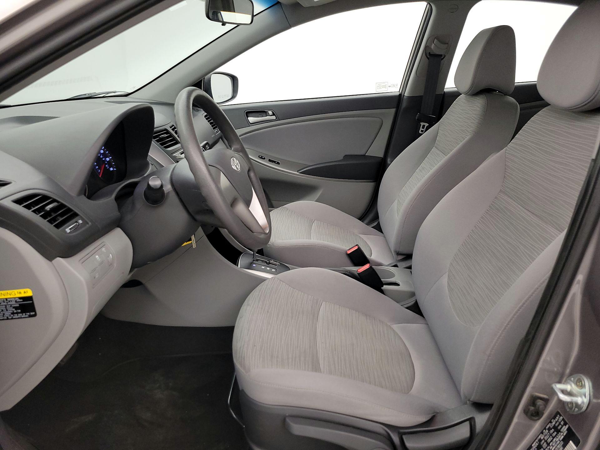 Thumbnail: 2017 Hyundai Accent - 11