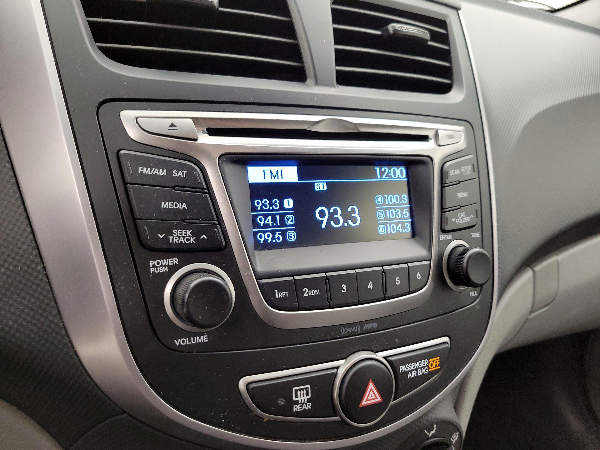 Thumbnail: 2017 Hyundai Accent - 14