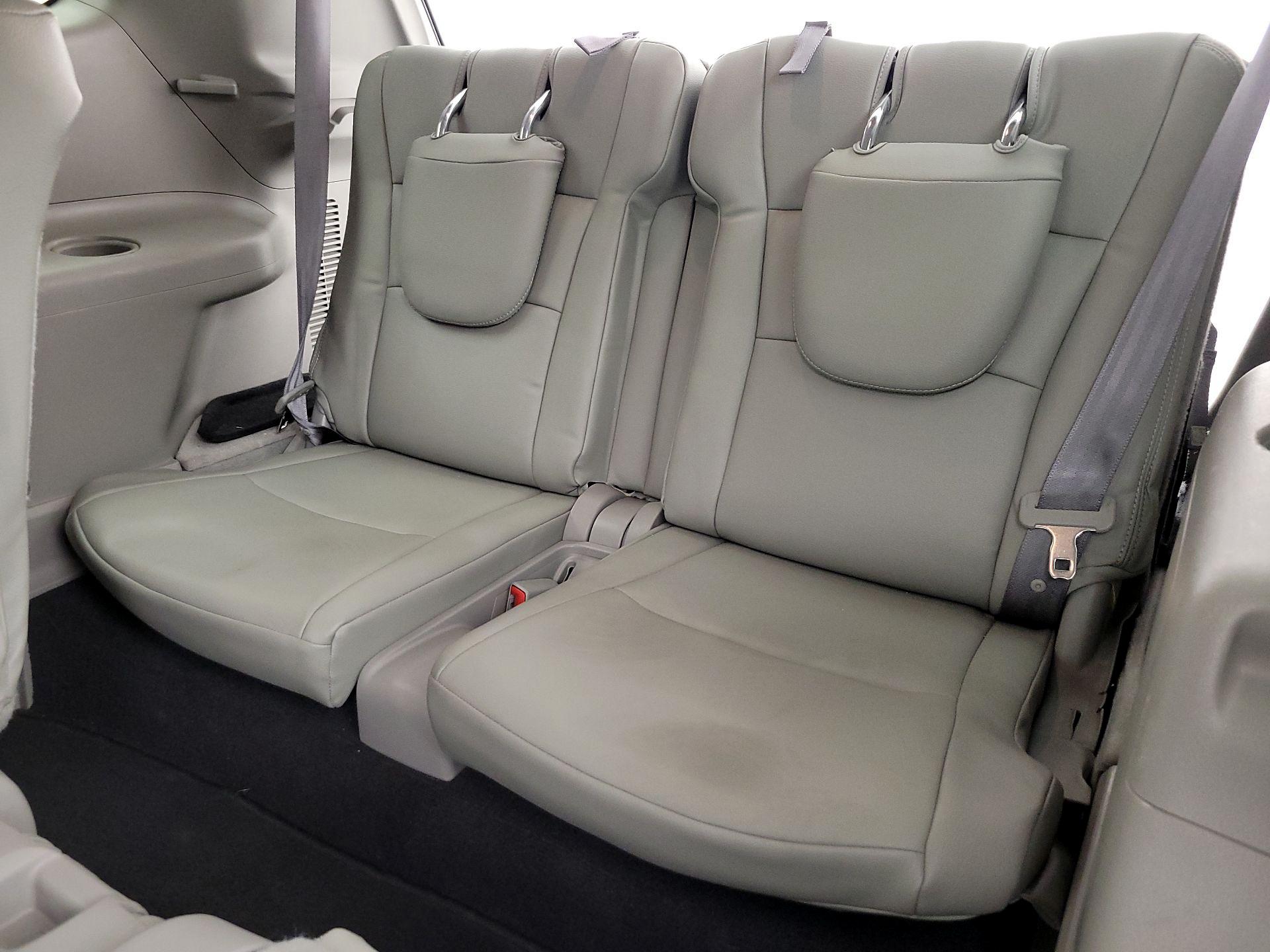 Thumbnail: 2013 Toyota Highlander - 19