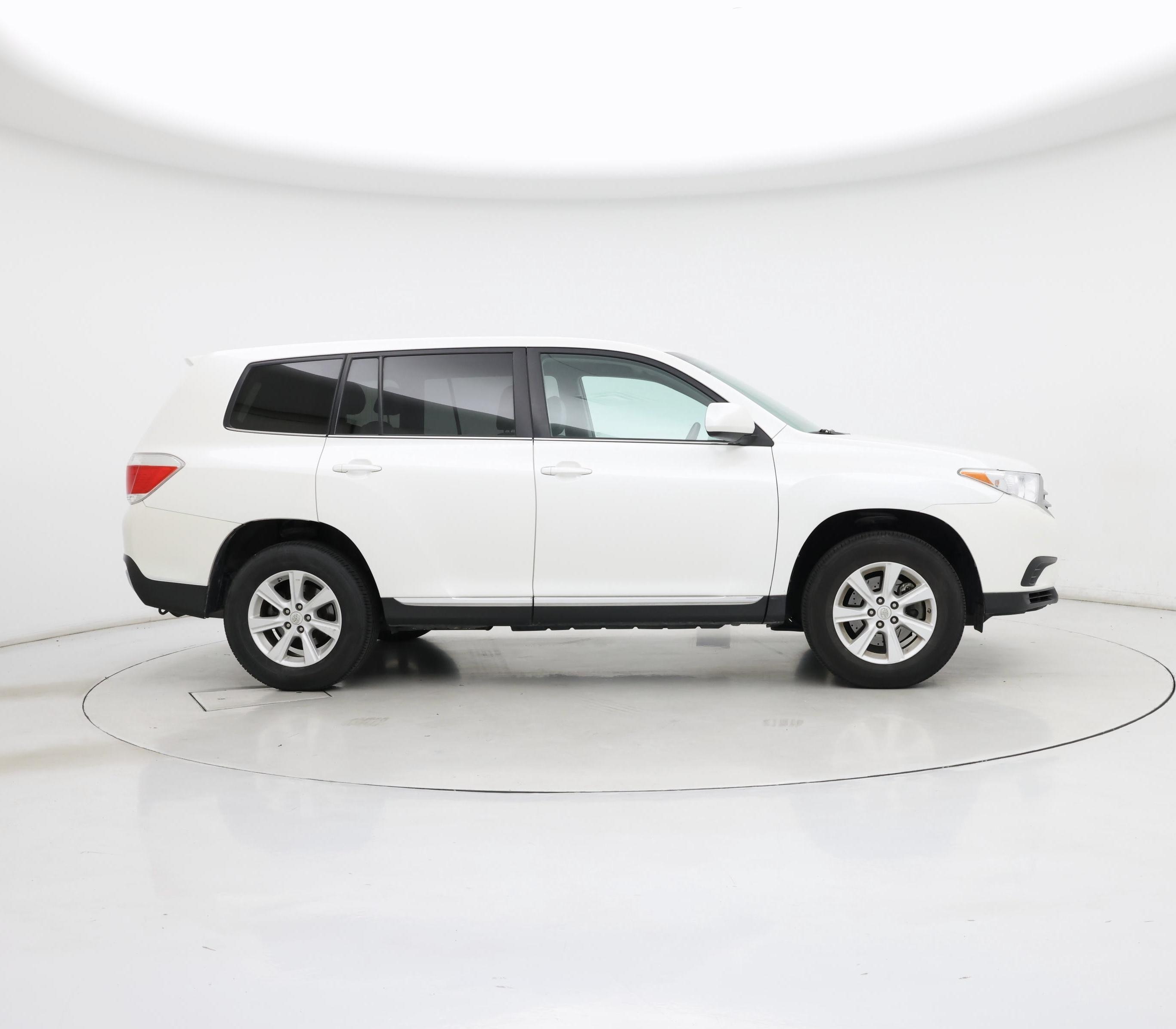 Thumbnail: 2013 Toyota Highlander - 7