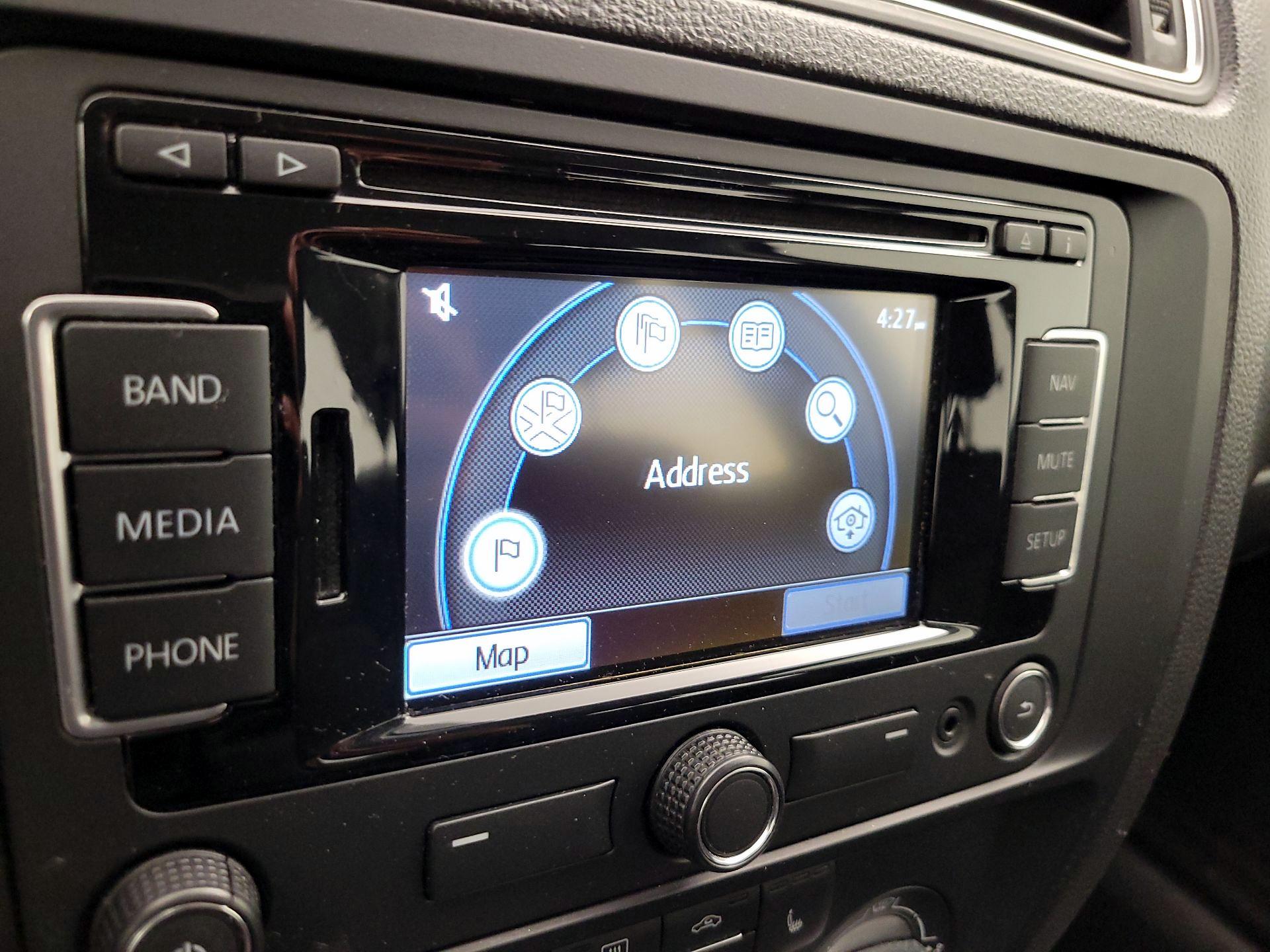 Thumbnail: 2015 Volkswagen Jetta - 14