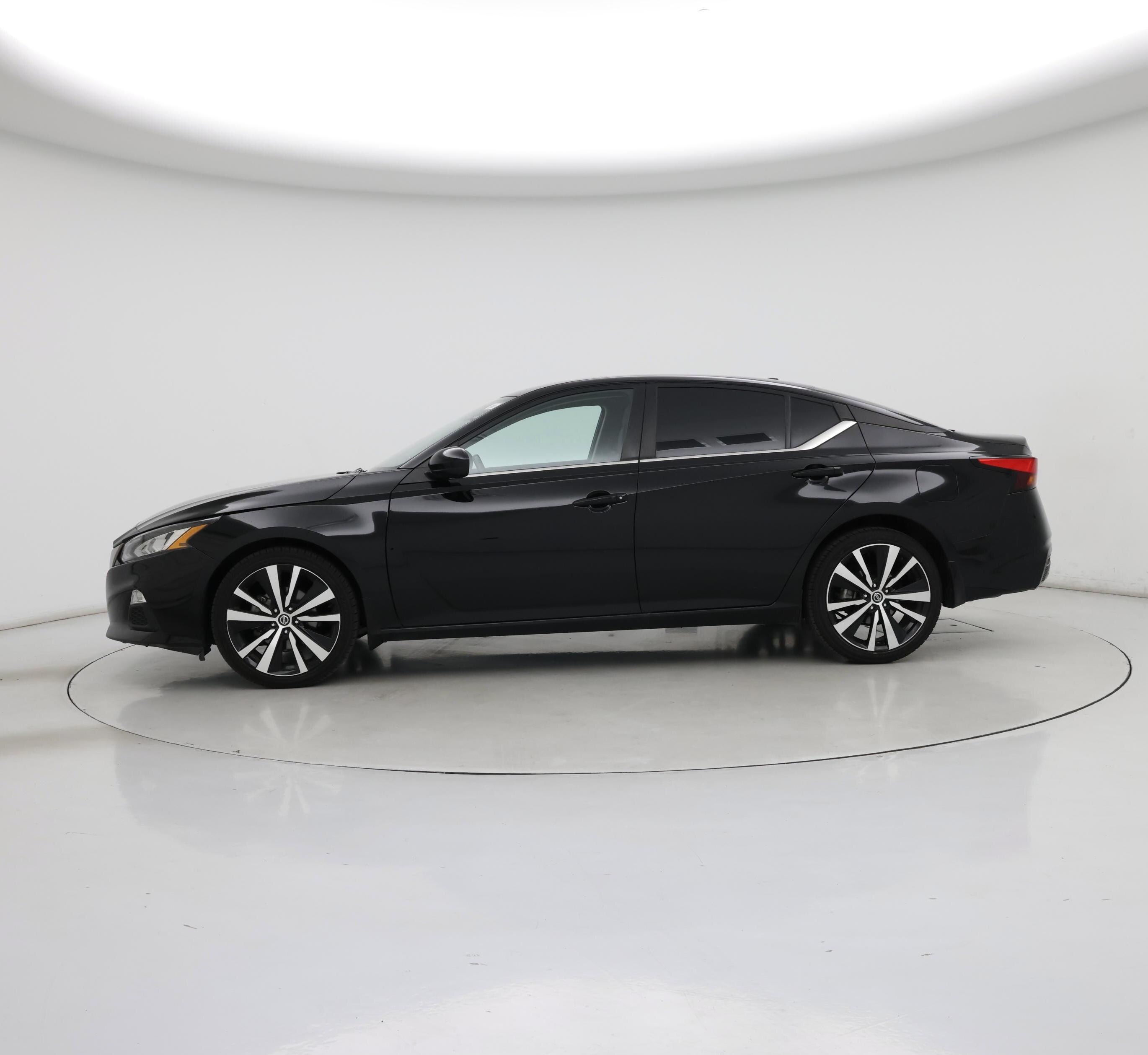 Thumbnail: 2022 Nissan Altima - 3
