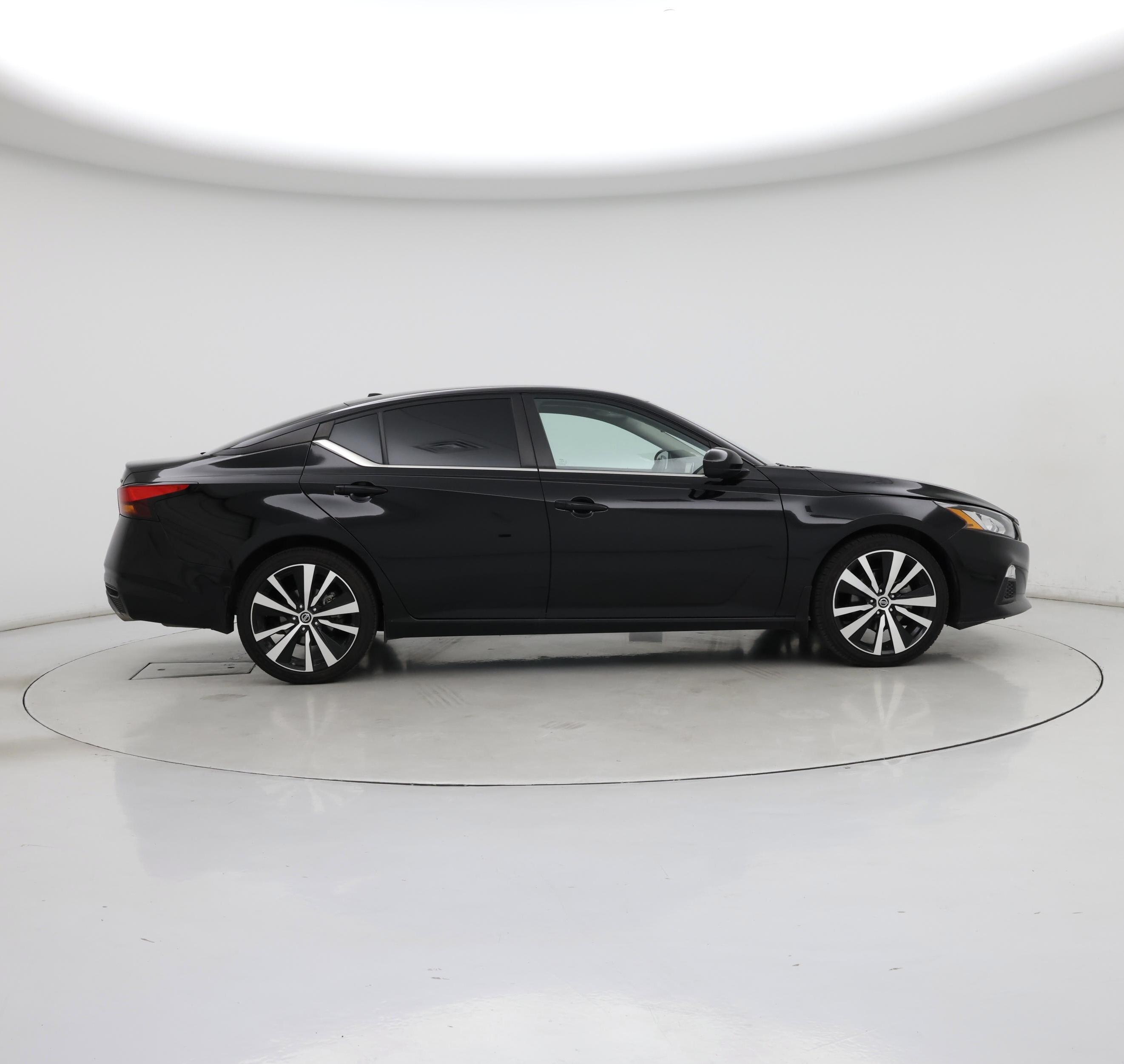 Thumbnail: 2022 Nissan Altima - 7