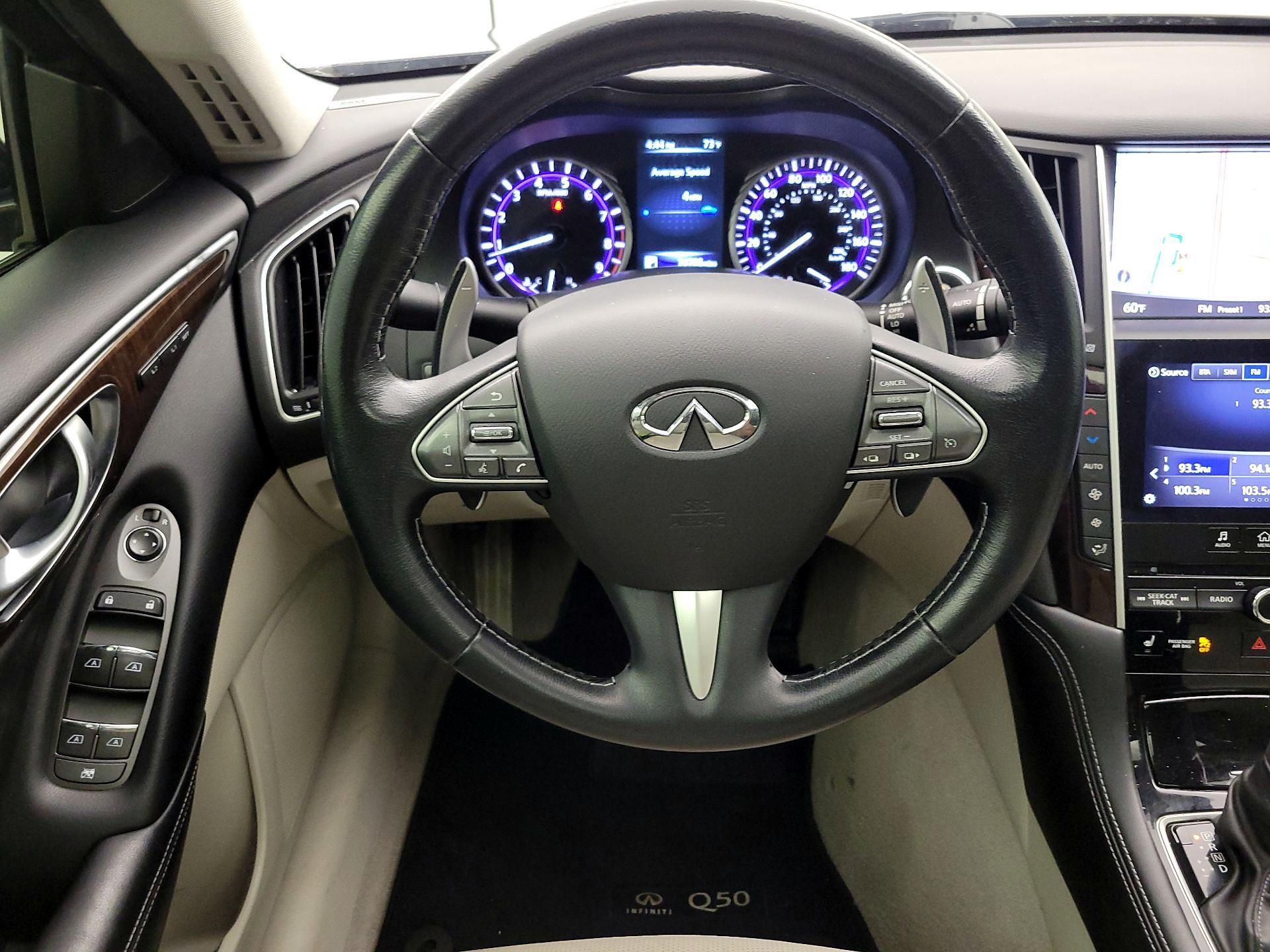 Thumbnail: 2015 INFINITI Q50 - 10