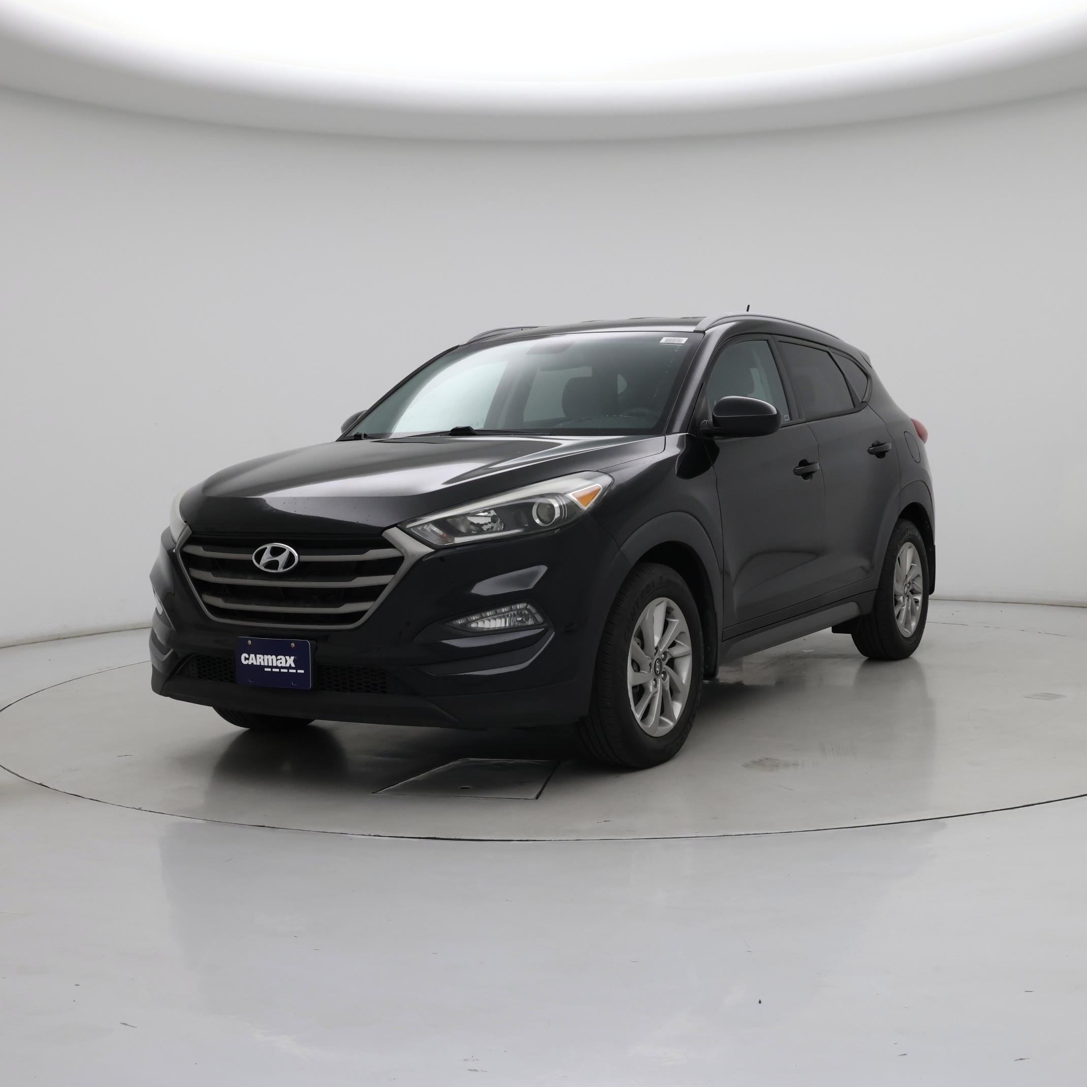 Thumbnail: 2016 Hyundai Tucson - 4